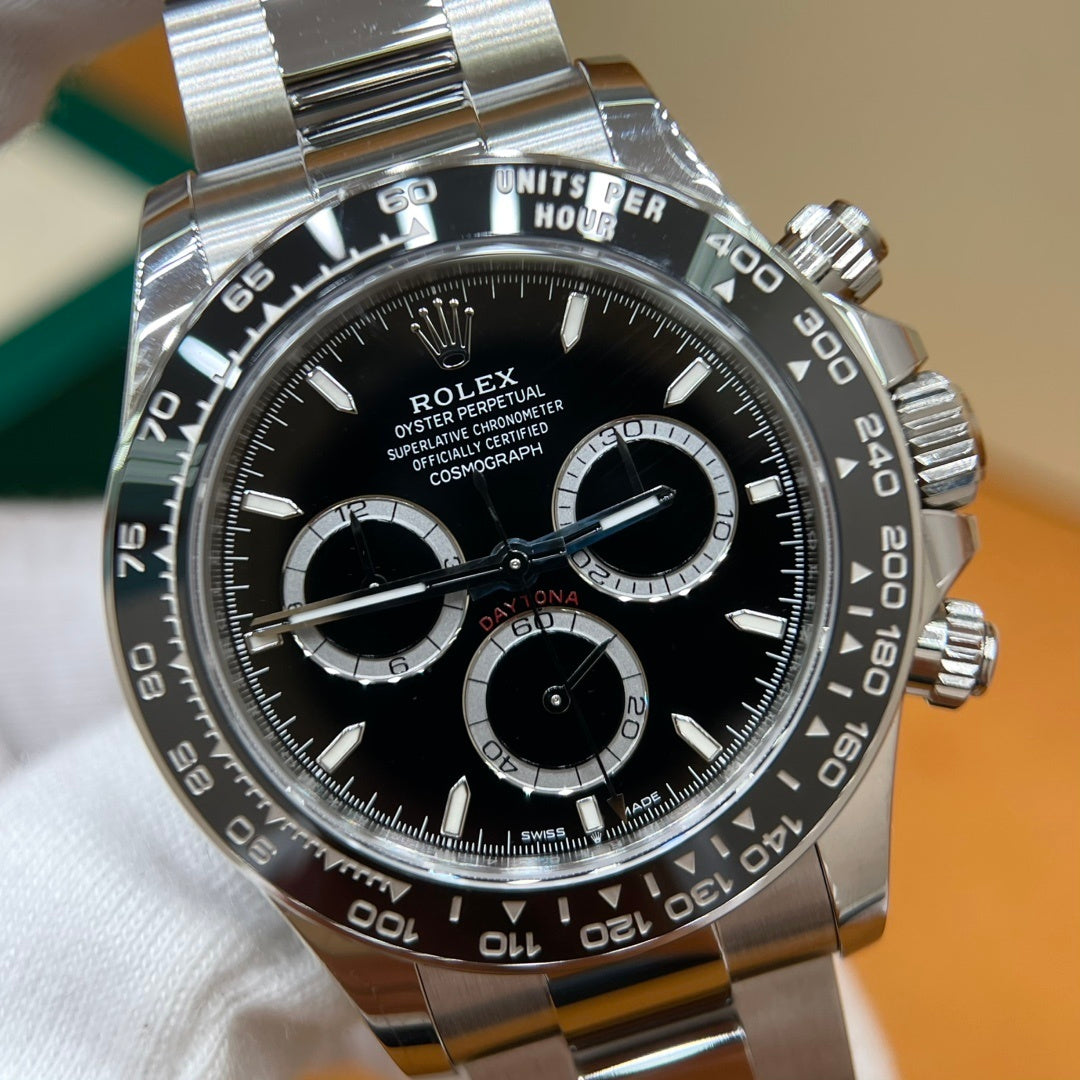 LUXURY CHRONOGRAPH STEEL WATCH