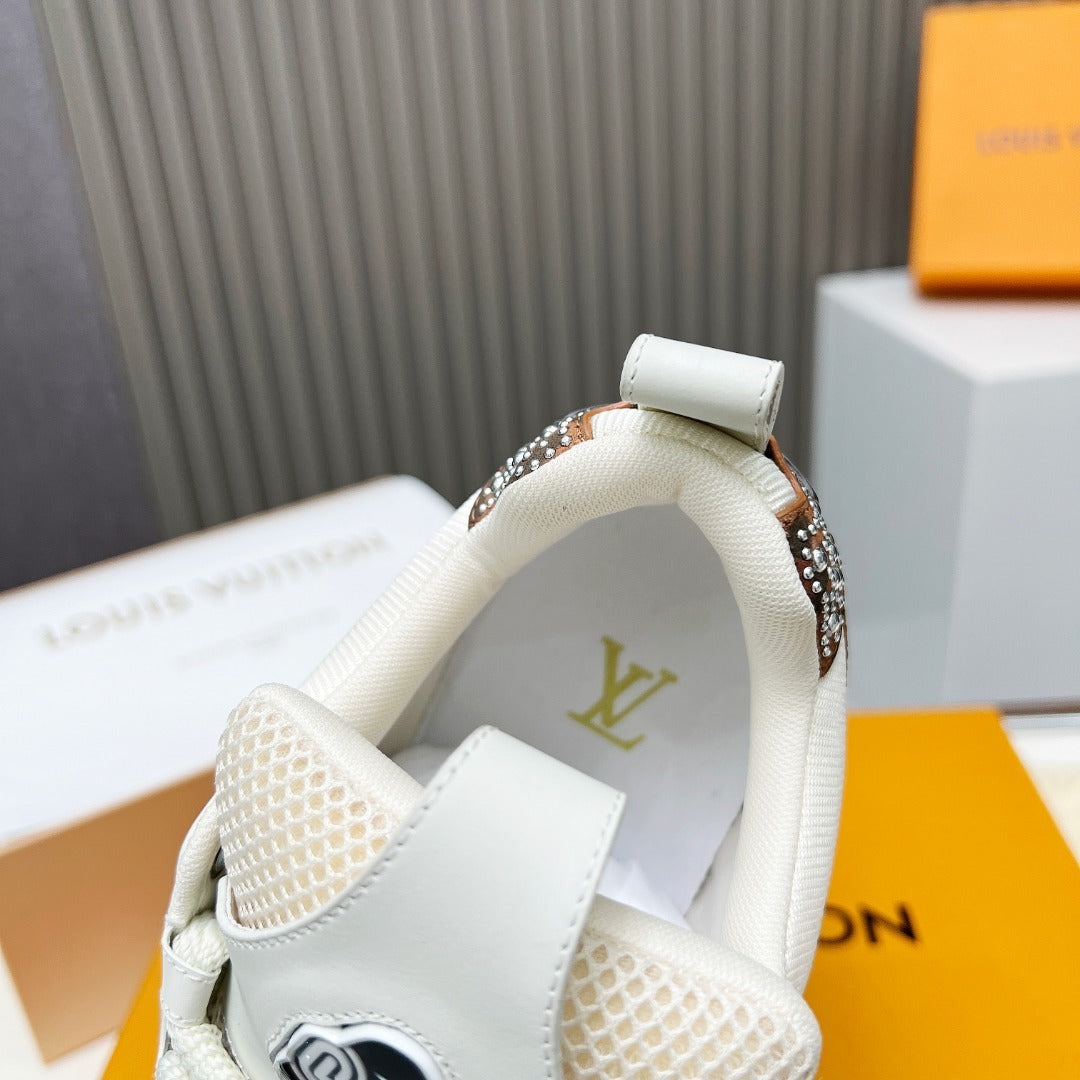 WHITE MESH PLATFORM SNEAKERS WITH LOGO DETAILS