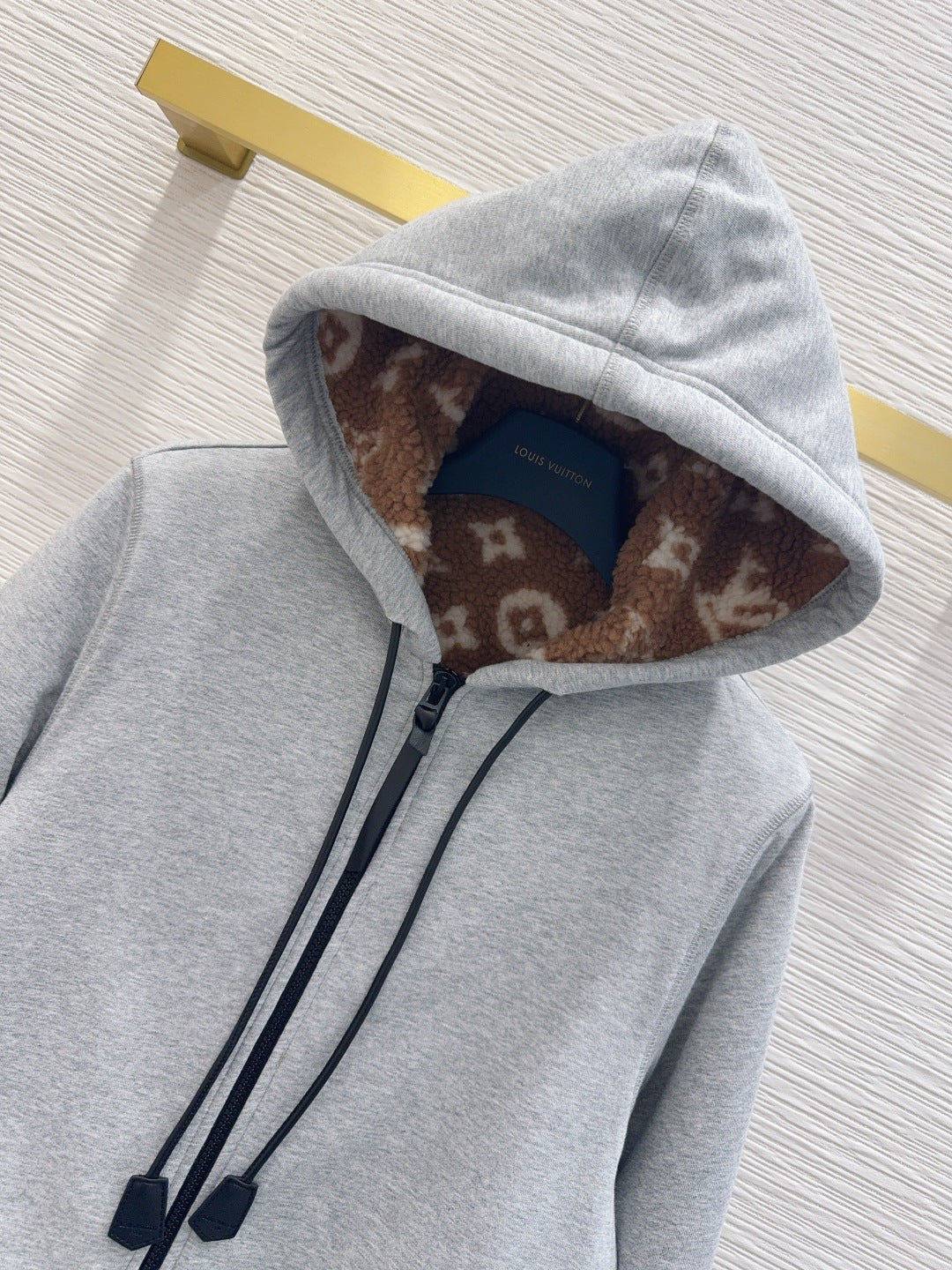 HOODED ZIP-UP SWEATSHIRT WITH FLEECE LINING