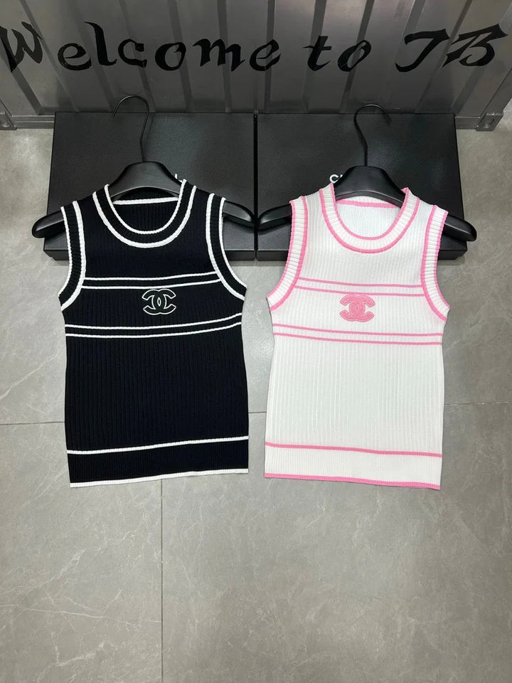 STRIPED LOGO RIBBED KNIT SLEEVELESS TOP