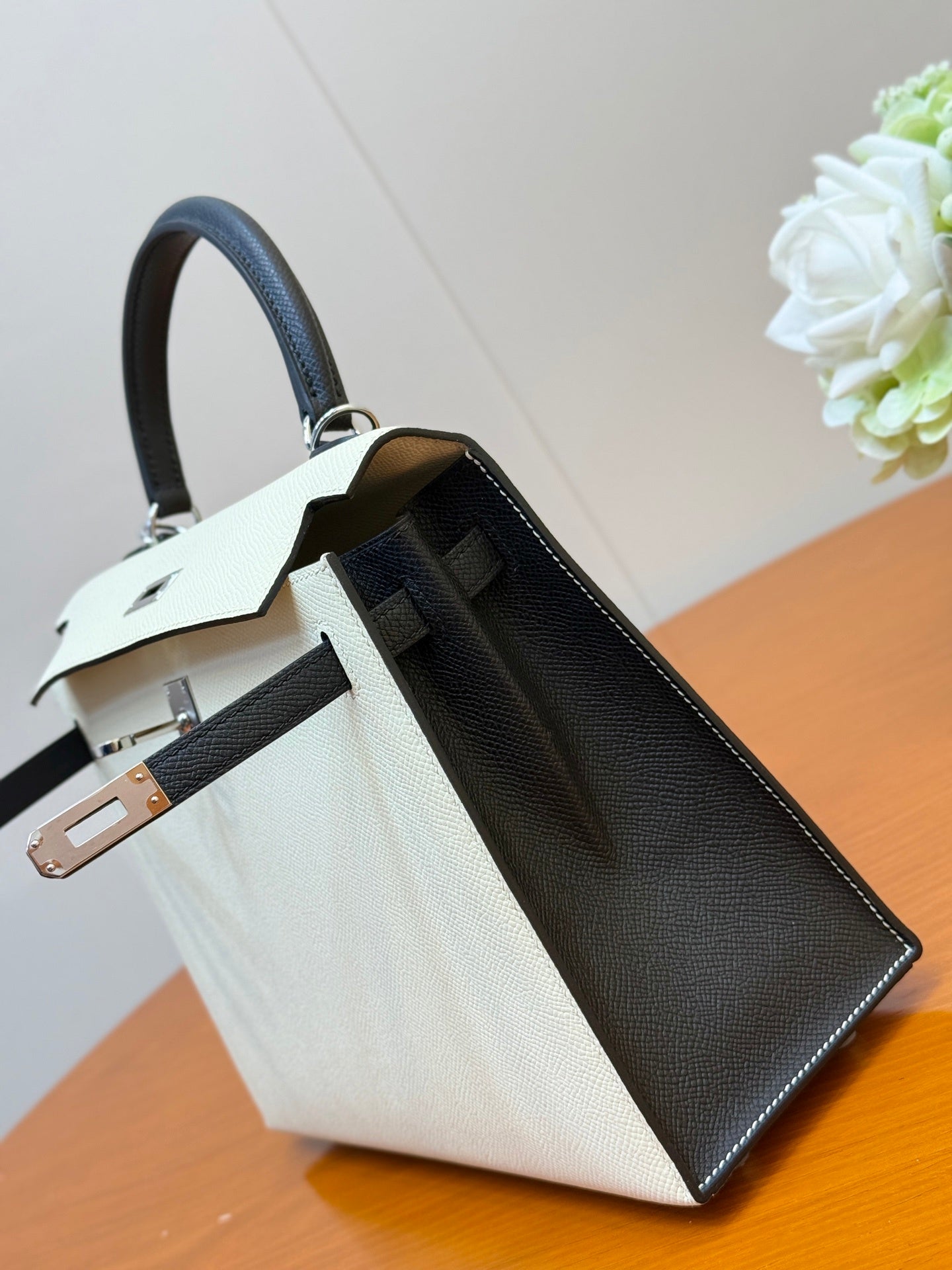 IVORY & BLACK STRUCTURED ELEGANCE BAG