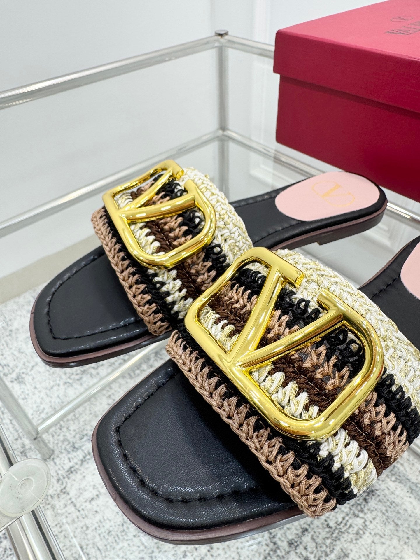 WOVEN STRAP FLAT SLIDES – NEUTRAL TONES WITH GOLD BUCKLE