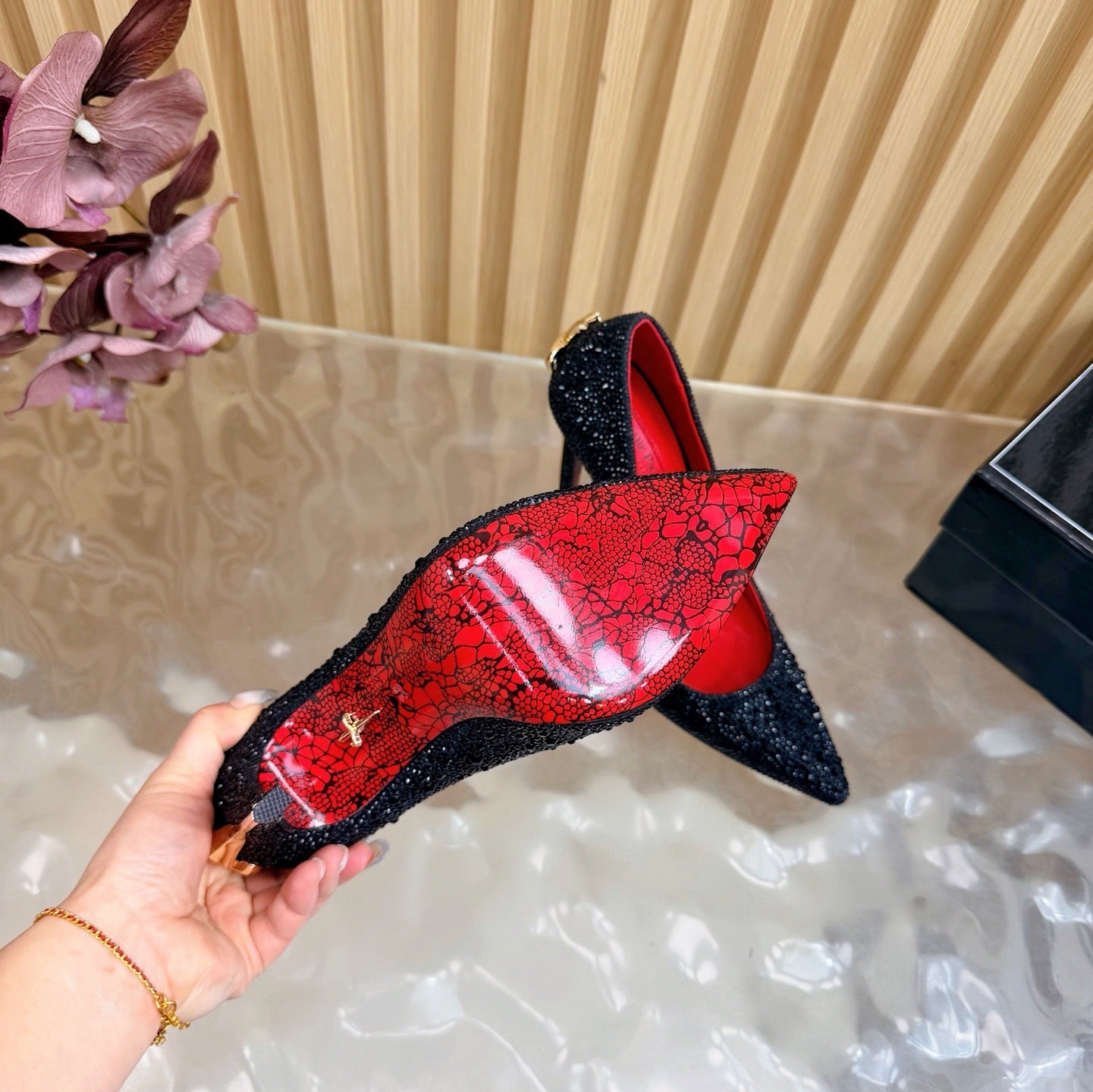 CRYSTAL EMBELLISHED STILETTO PUMPS – BLACK GLAM EDITION