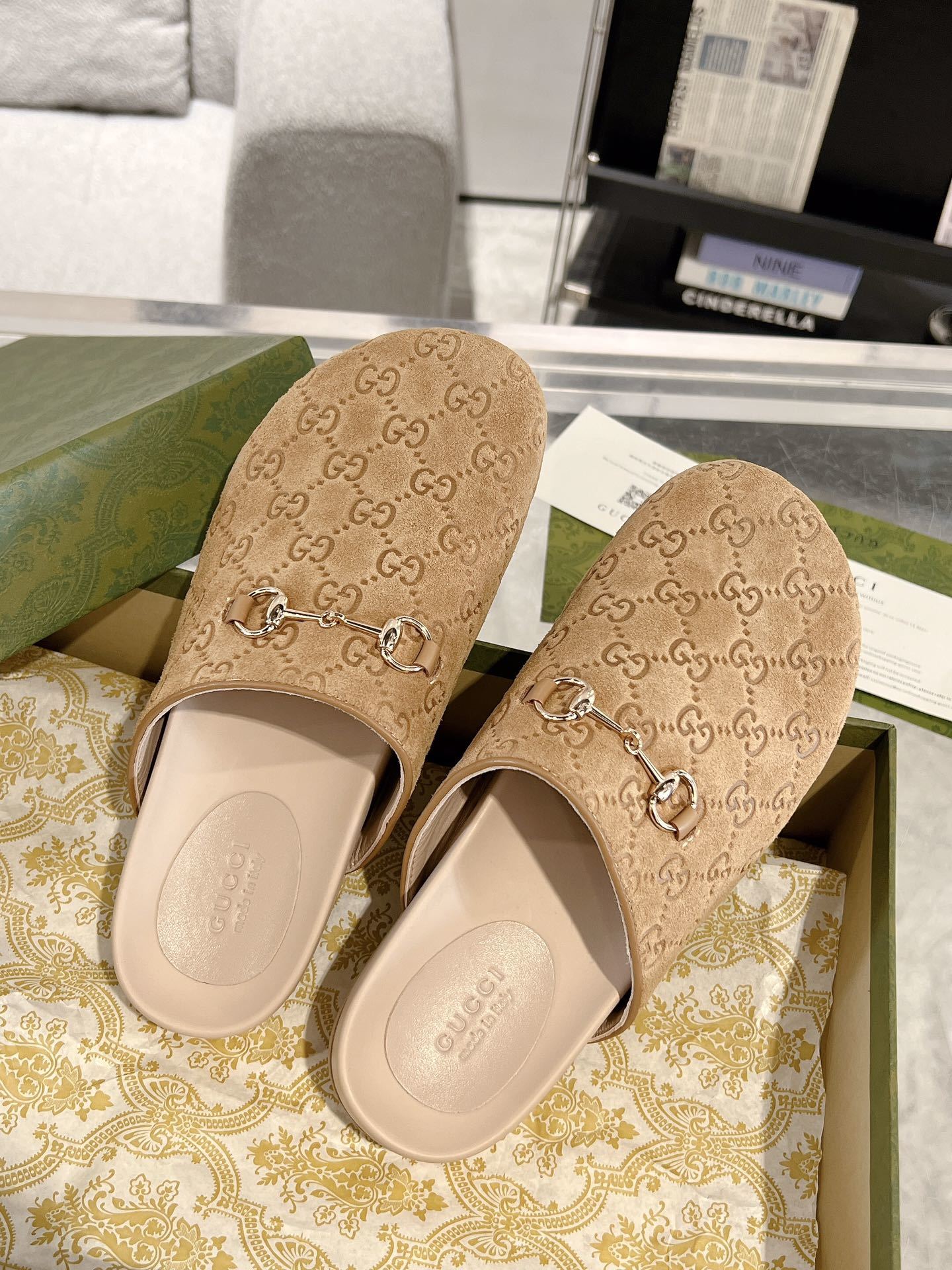 BEIGE EMBOSSED MULE SLIDES