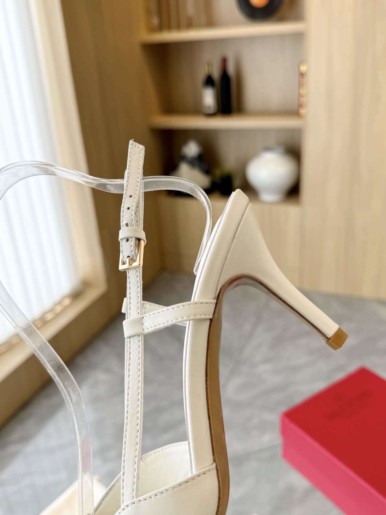 POINTED TOE SLINGBACK HEELS – IVORY WITH PINK CRYSTAL DETAIL