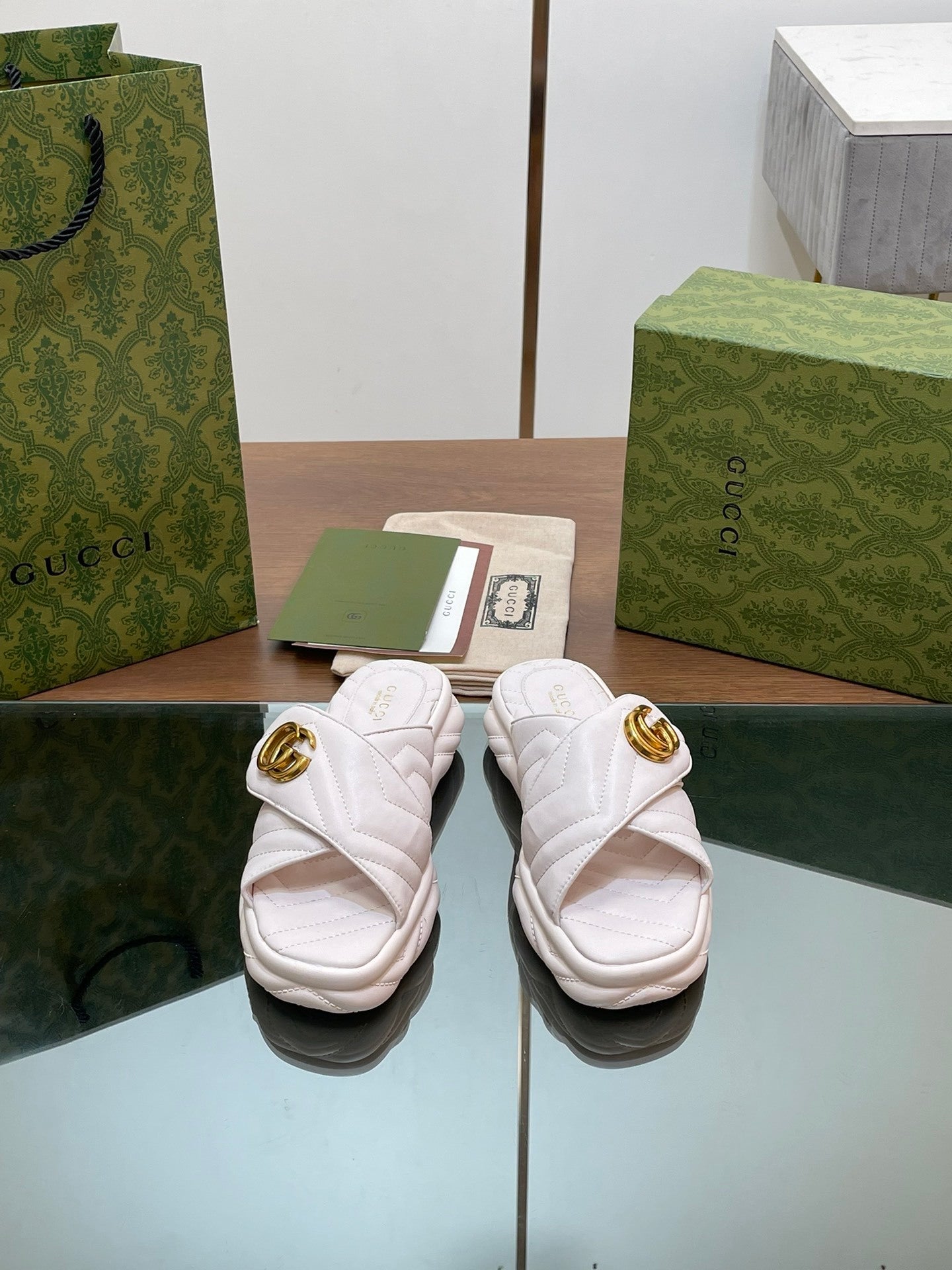 QUILTED PLATFORM SLIDE SANDALS – SOFT IVORY