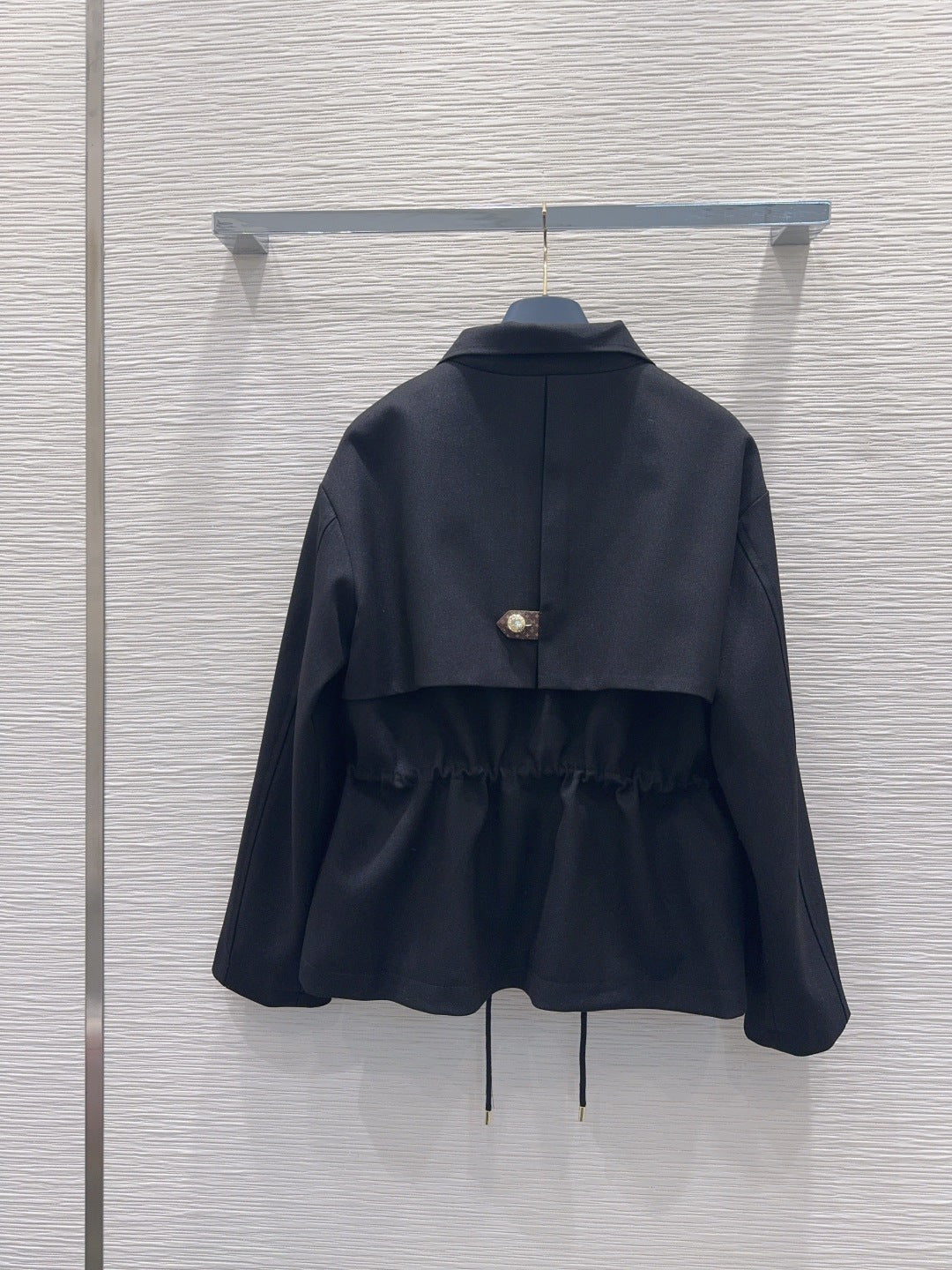 DRAWSTRING WAIST ZIP-UP JACKET