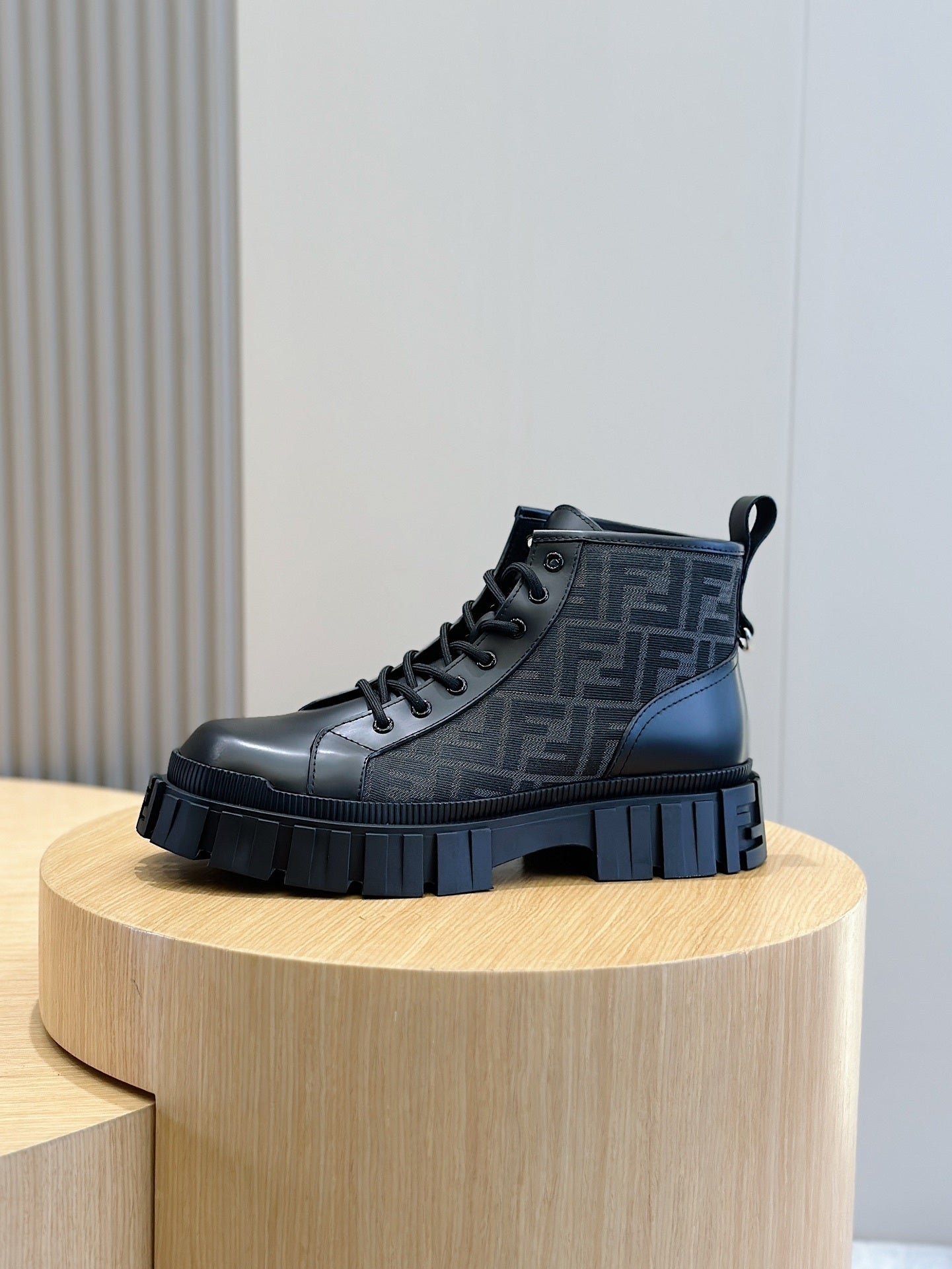 BLACK LACE-UP ANKLE BOOTS WITH MONOGRAM DETAIL AND CHUNKY SOLE