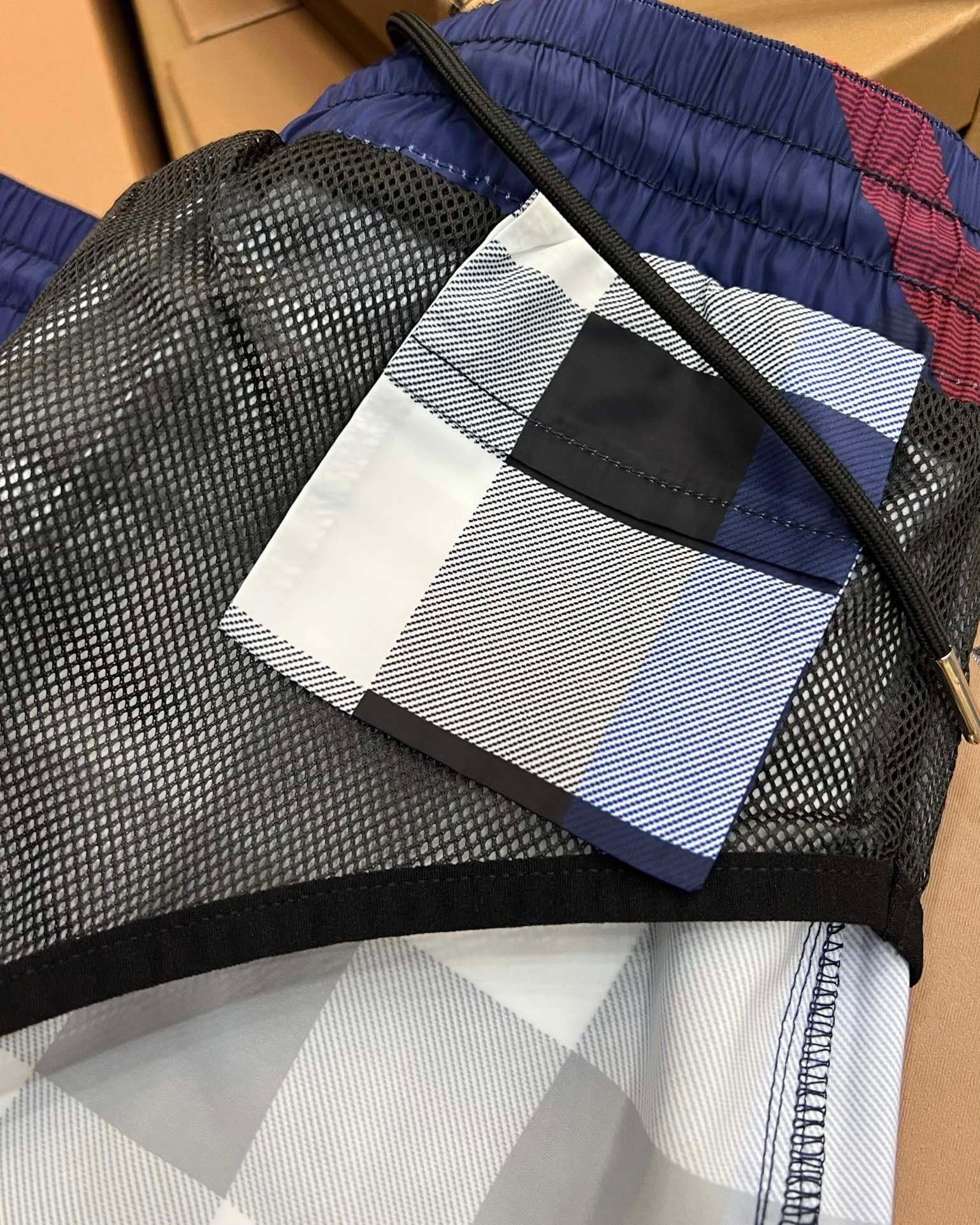 CHECK PRINT SWIM SHORTS – NAVY EDITION