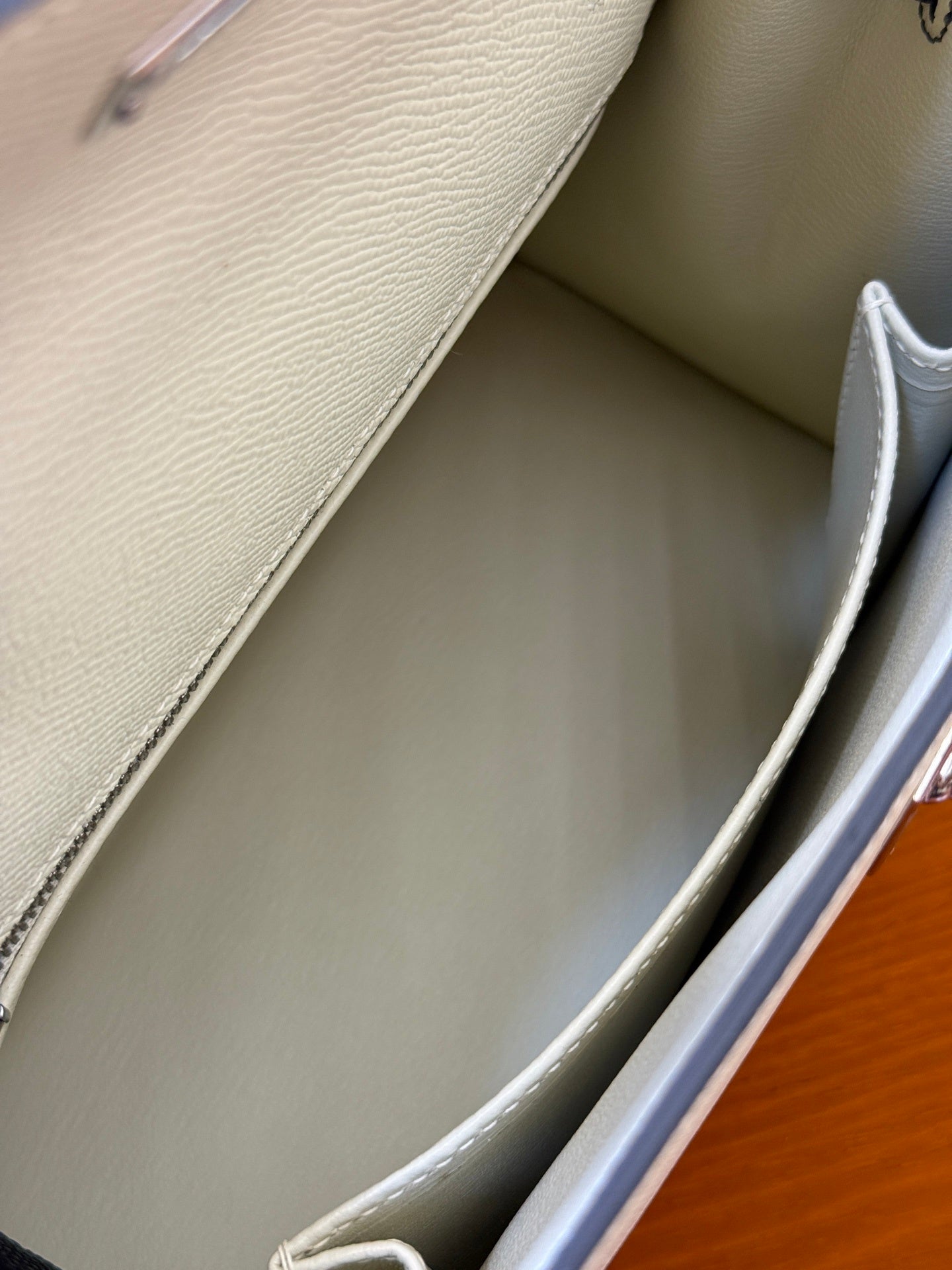 IVORY & BLACK STRUCTURED ELEGANCE BAG