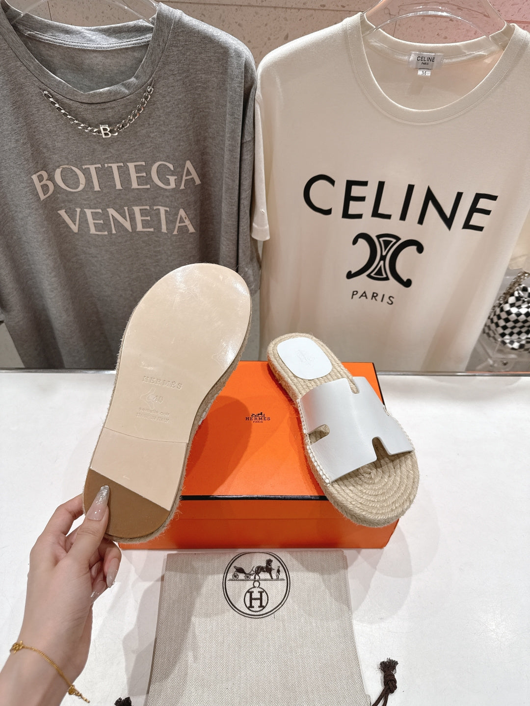 WHITE ESPADRILLE STYLE SLIDE SANDALS