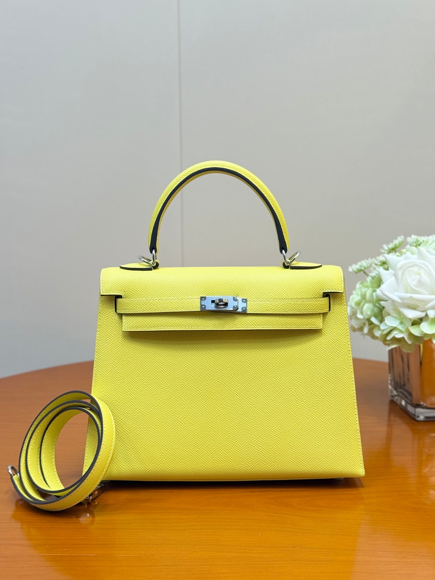 SUNSHINE YELLOW STRUCTURED LUXURY BAG