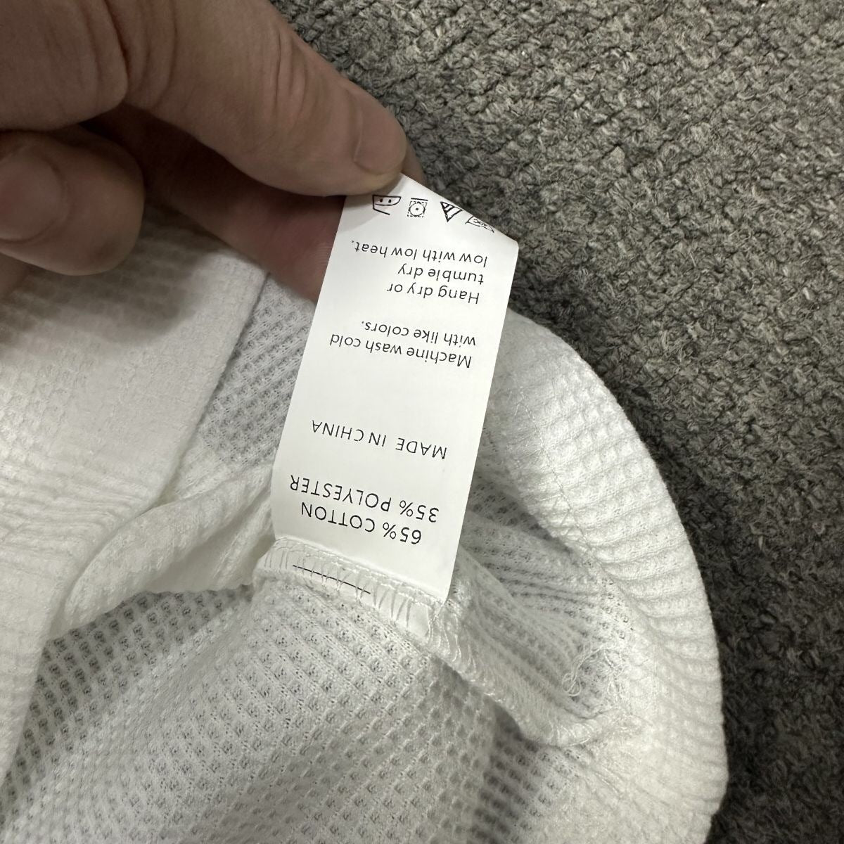 RIBBED GRAPHIC TANK TOP