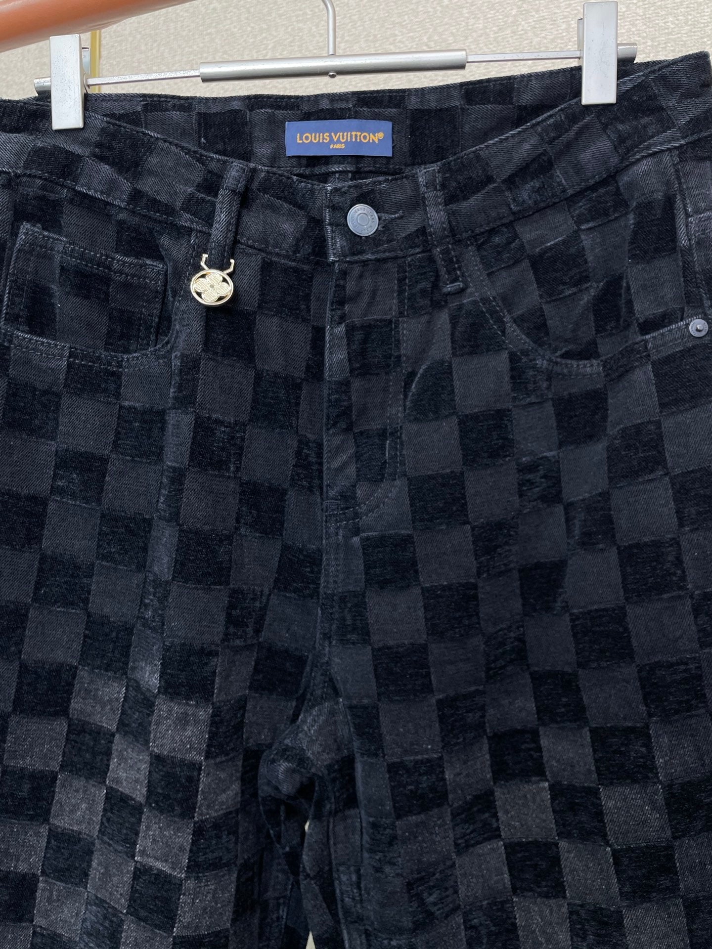 BLACK CHECKERED STRAIGHT-LEG PANTS