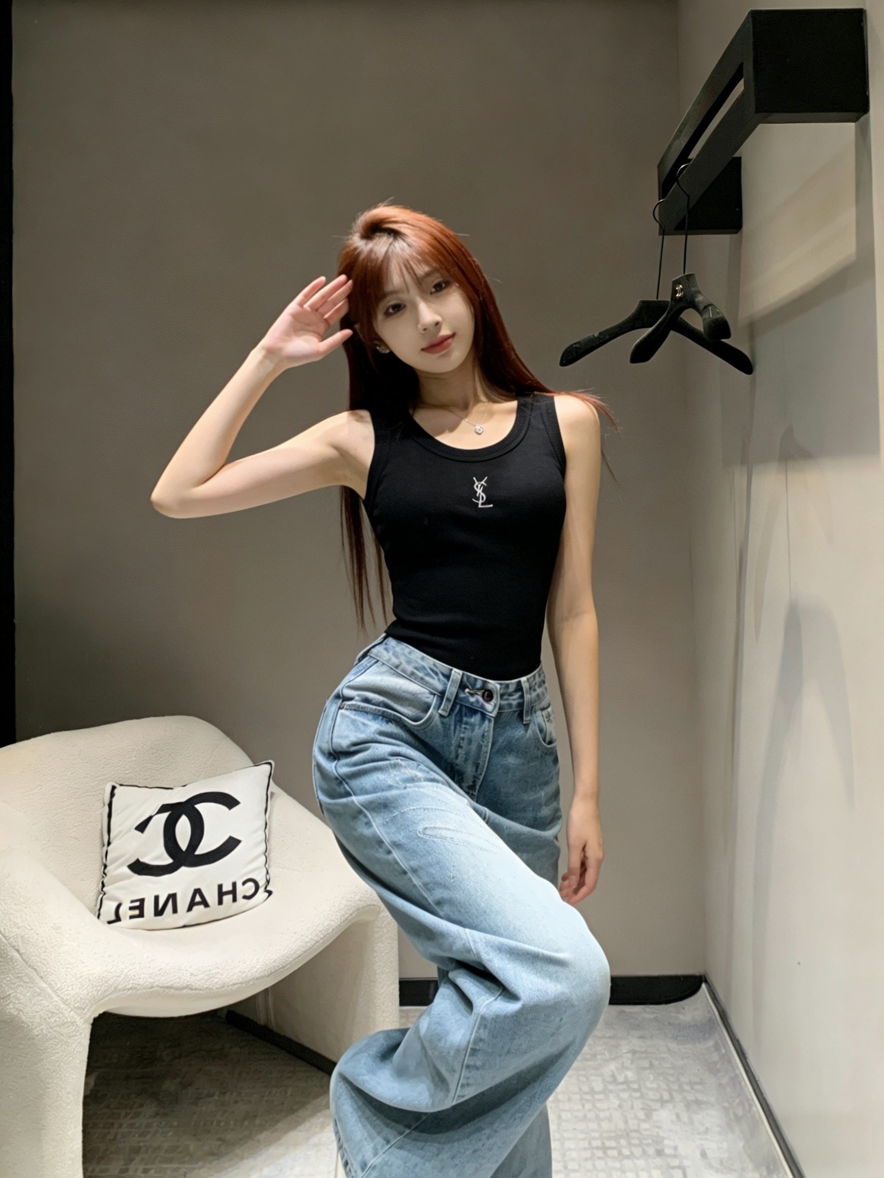 LOGO RIBBED SLEEVELESS TANK TOP