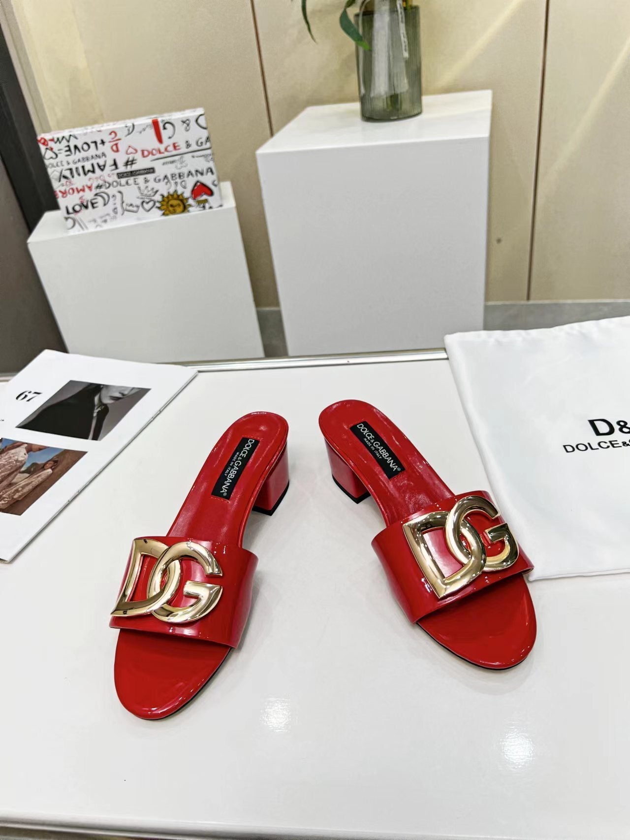 BLOCK HEEL SLIDES – RED GLOSS