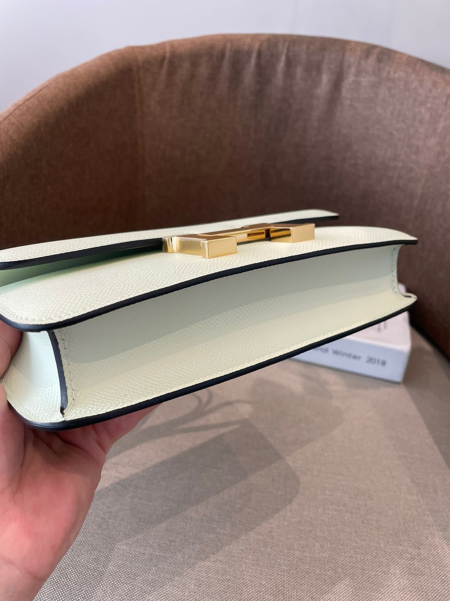 MINT GREEN STRUCTURED CROSSBODY BAG