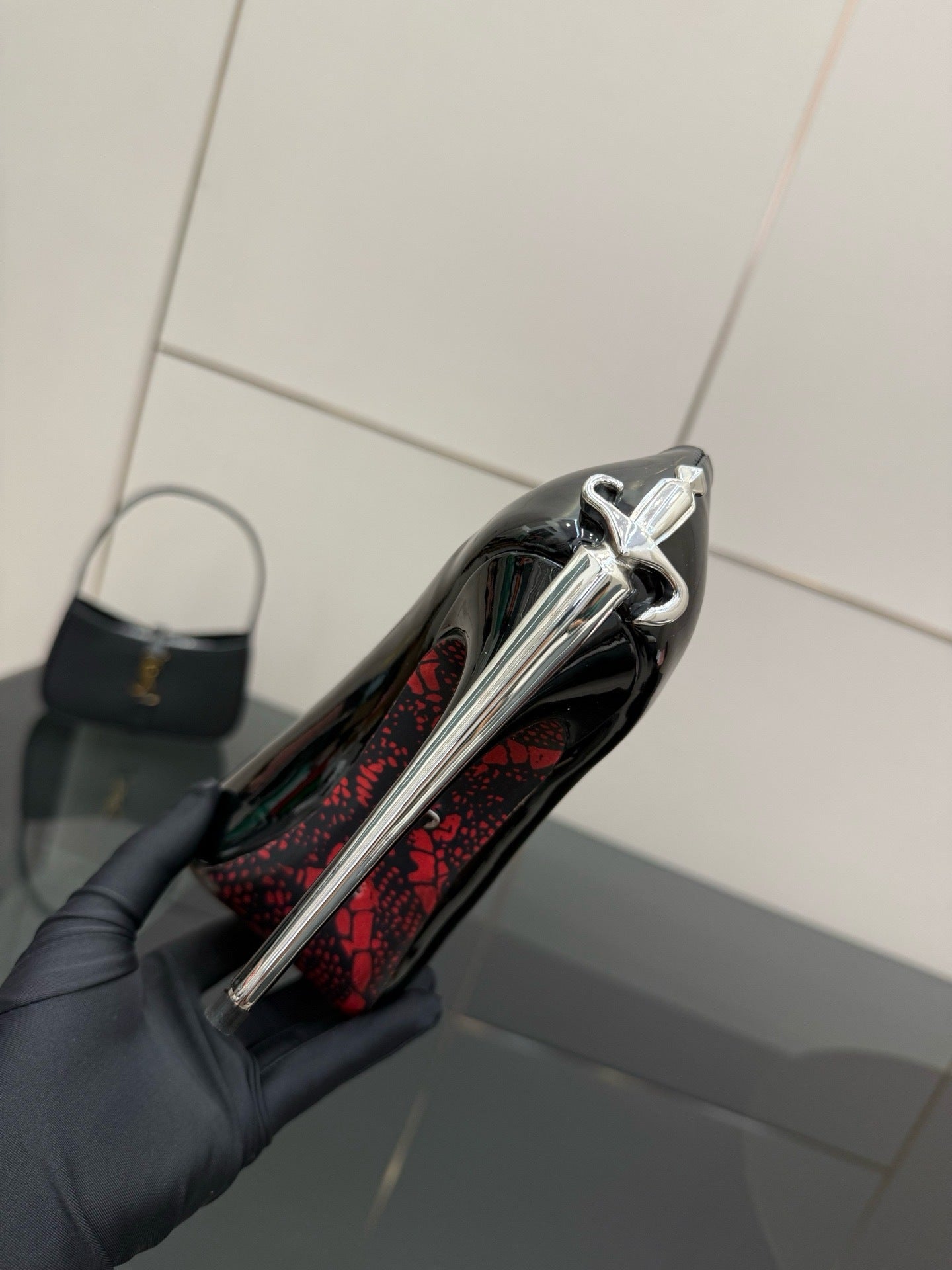 METALLIC DAGGER STILETTO PUMPS – BLACK PATENT EDITION