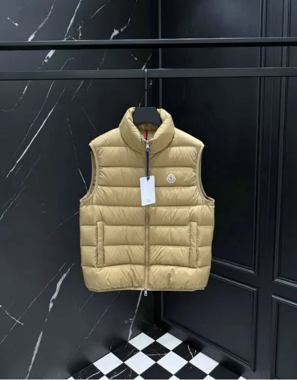LIGHTWEIGHT QUILTED ZIP PUFFER VEST
