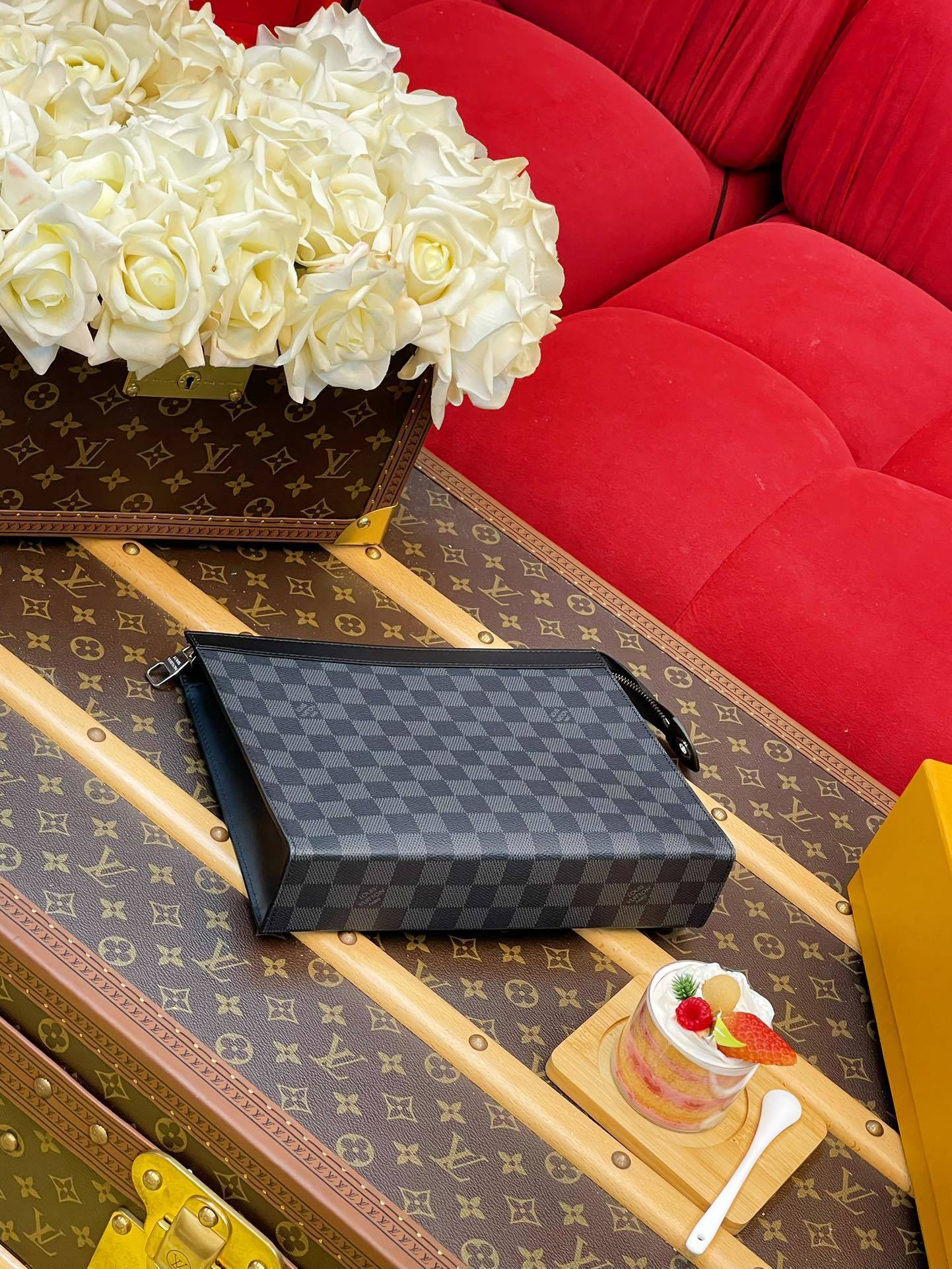 DAMIER CHECK ZIP POUCH CLUTCH