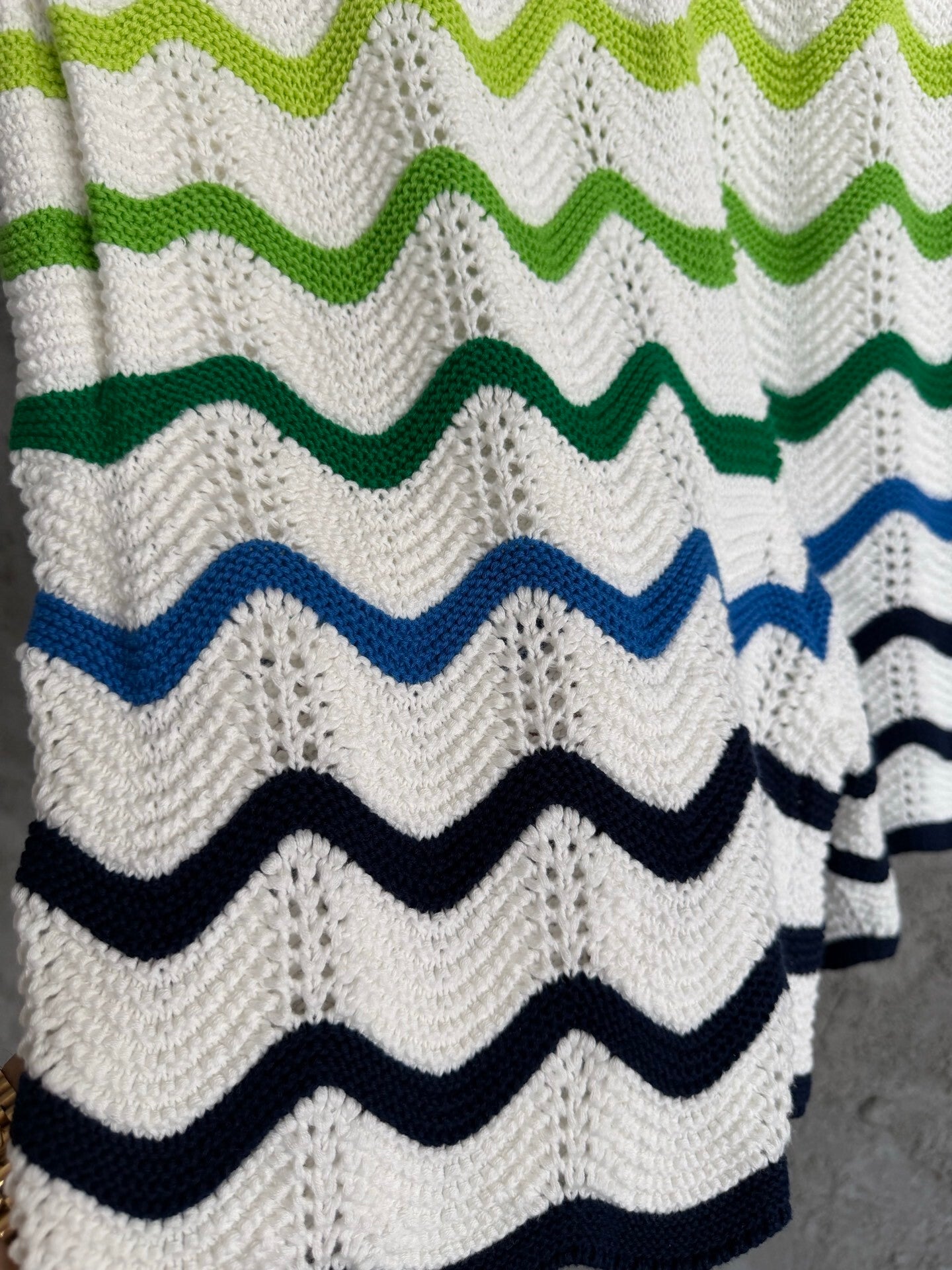 WAVE KNIT SHORT-SLEEVE SHIRT & SHORTS SET