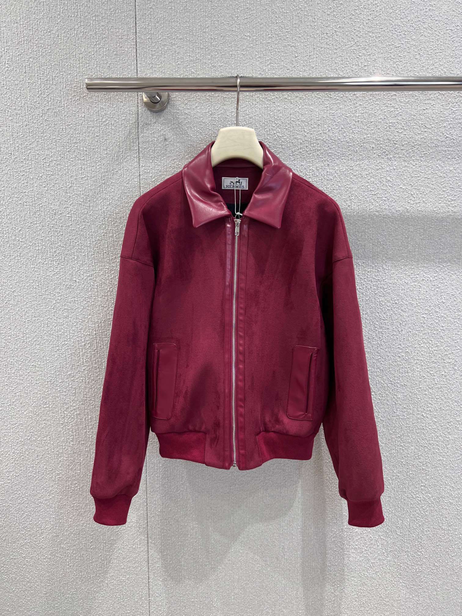 BURGUNDY ZIP-FRONT JACKET WITH LEATHER COLLAR DETAIL