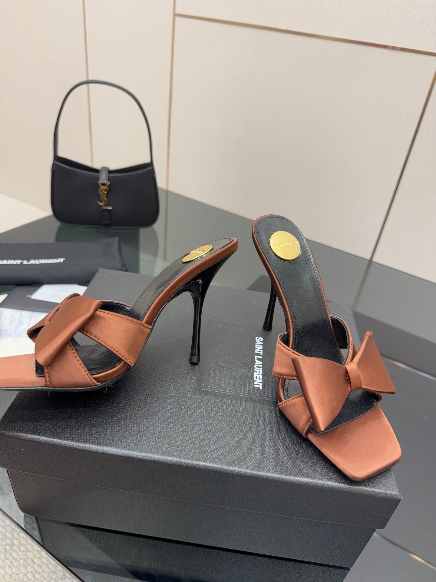 BROWN BOW DETAIL MULE HEELS