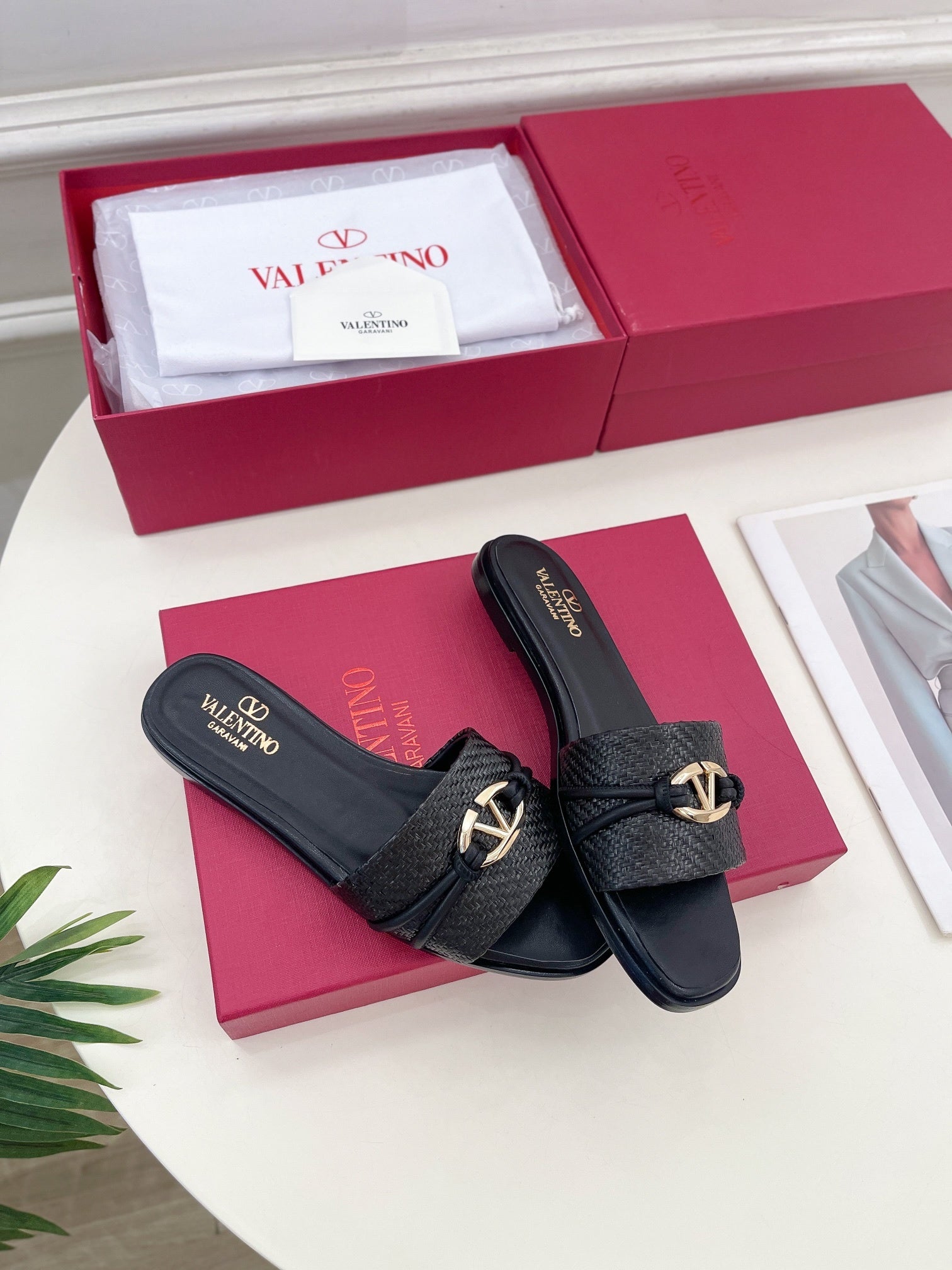 FLAT SLIDE SANDALS – BLACK WOVEN STRAP WITH METAL ACCENT