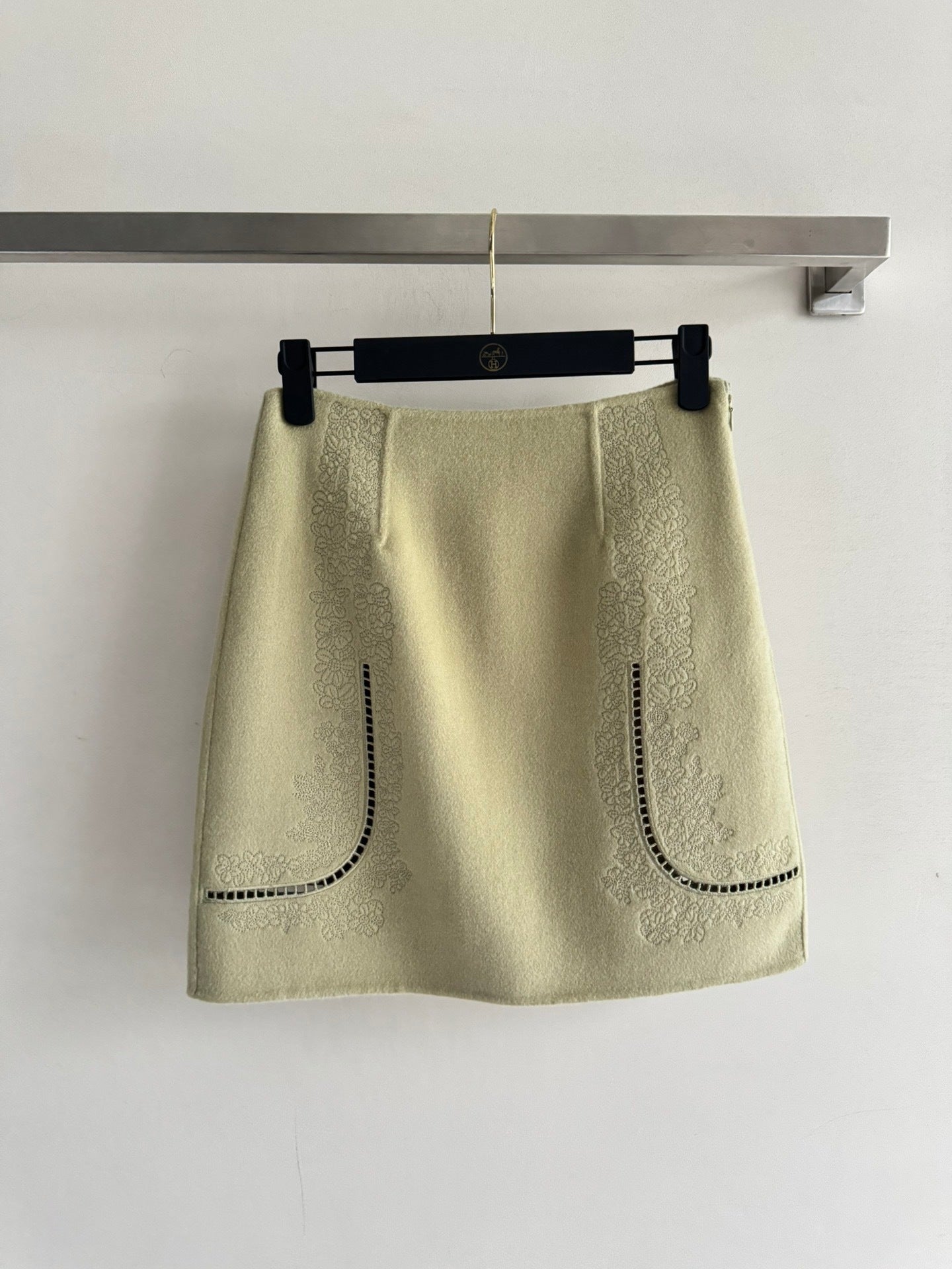 EMBOSSED TEXTURED JACKET & MINI SKIRT SET