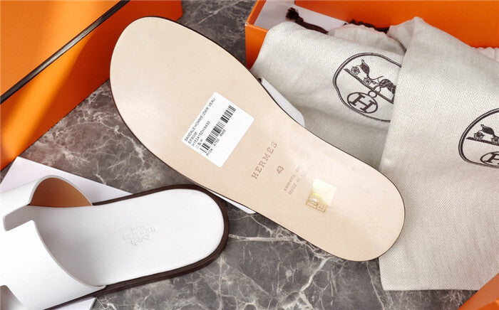 CRISP WHITE H-CUT LEATHER SLIDE SANDALS