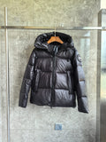 BLACK HOODED PUFFER JACKET
