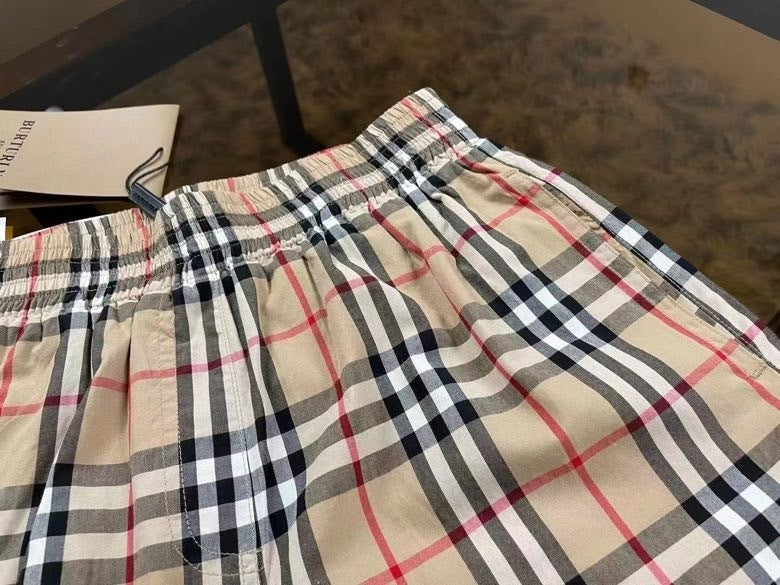 CLASSIC CHECK ELASTIC WAIST SHORTS