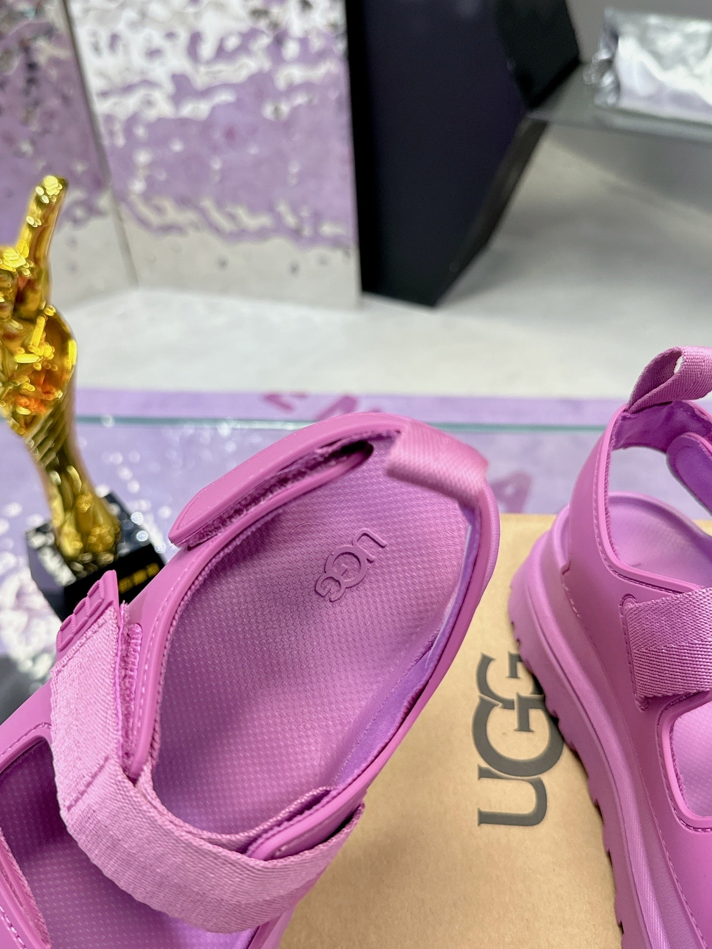 PLATFORM SPORT SANDALS – PINK