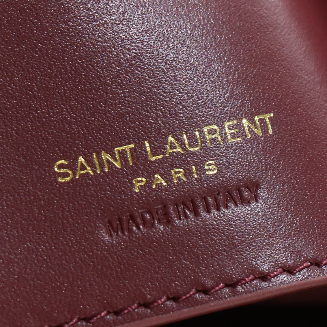 SMOOTH LEATHER BUCKET BAG