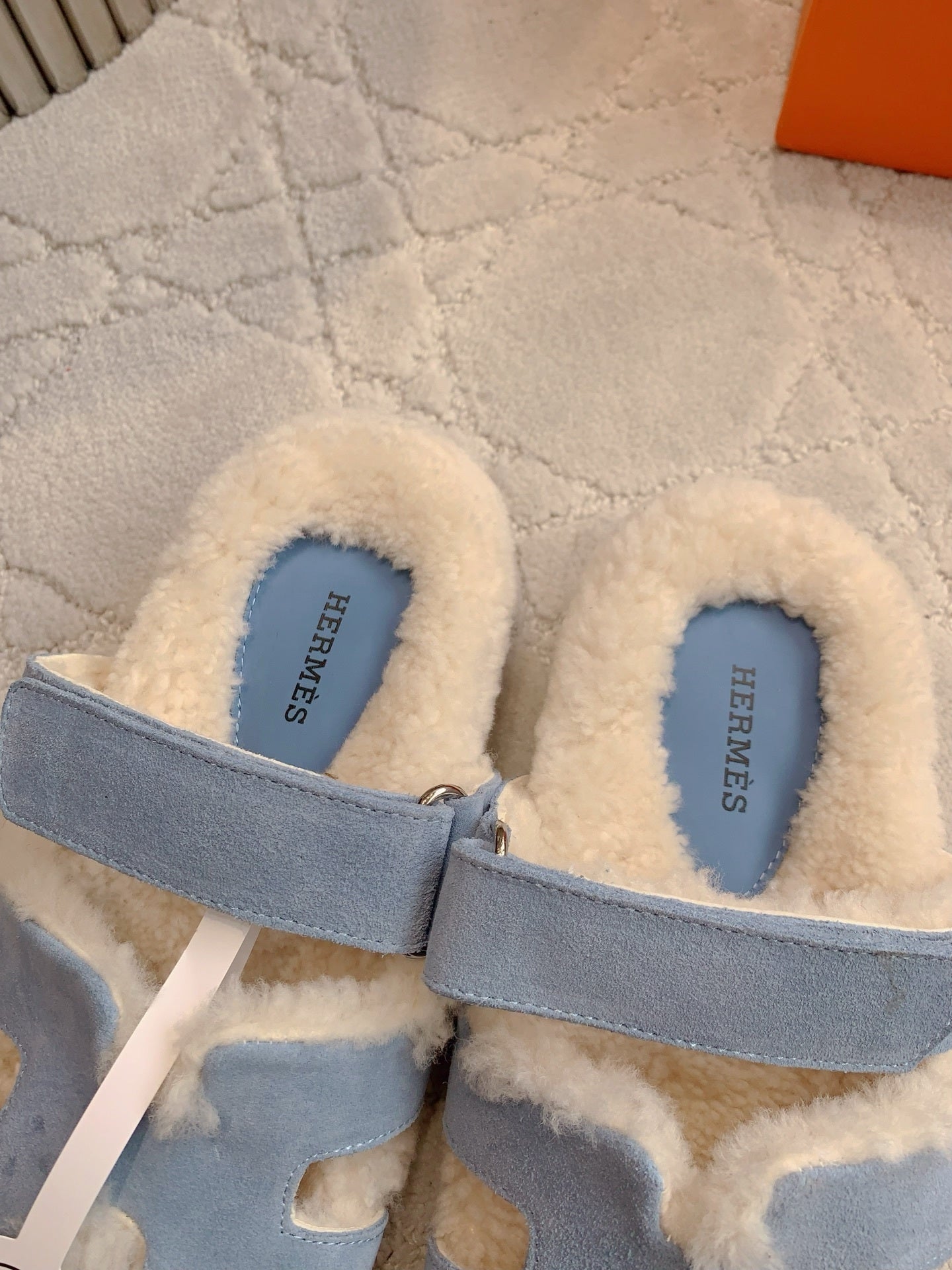 Komfortsandalen mit Plüschfutter und Doppelriemen