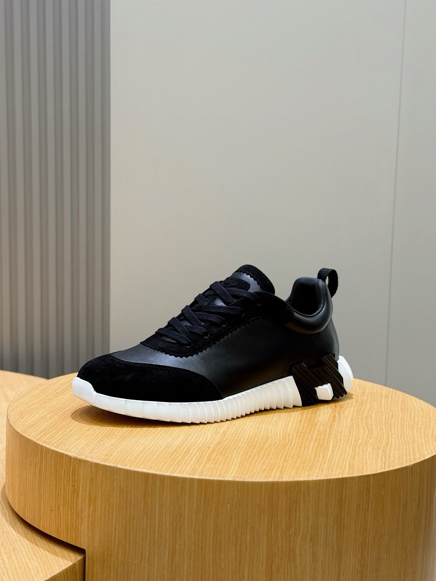 LUXURY BLACK LEATHER & SUEDE DESIGNER SNEAKERS