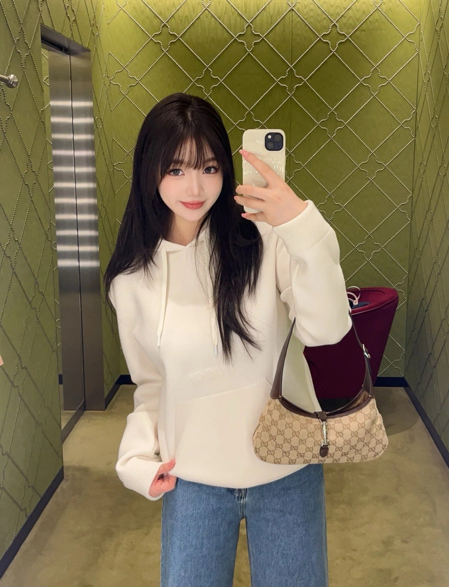 CLASSIC CANVAS SHOULDER BAG