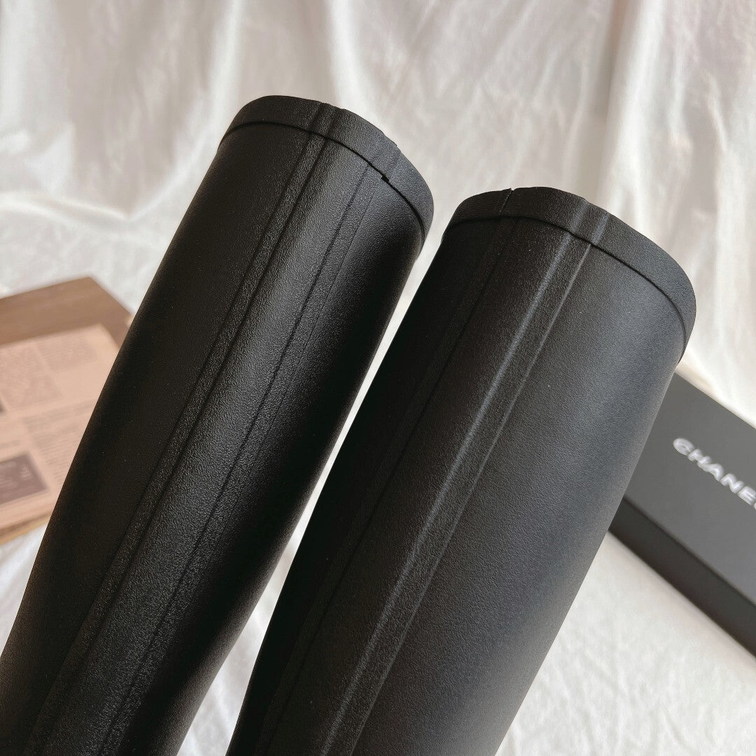 CLASSIC BLACK LOGO RUBBER BOOTS