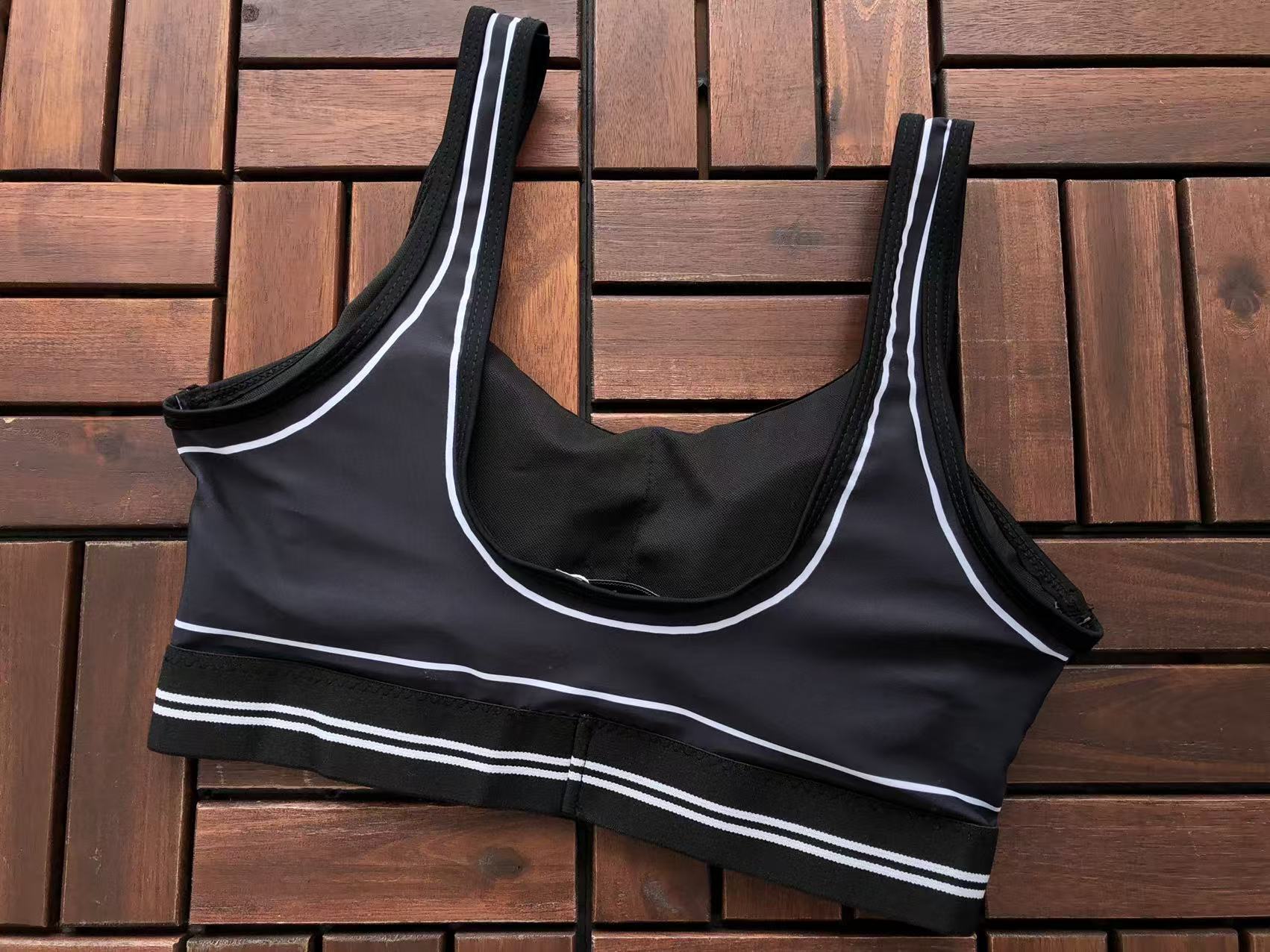 CONTRAST TRIM SPORTS BRA & LEGGINGS SET