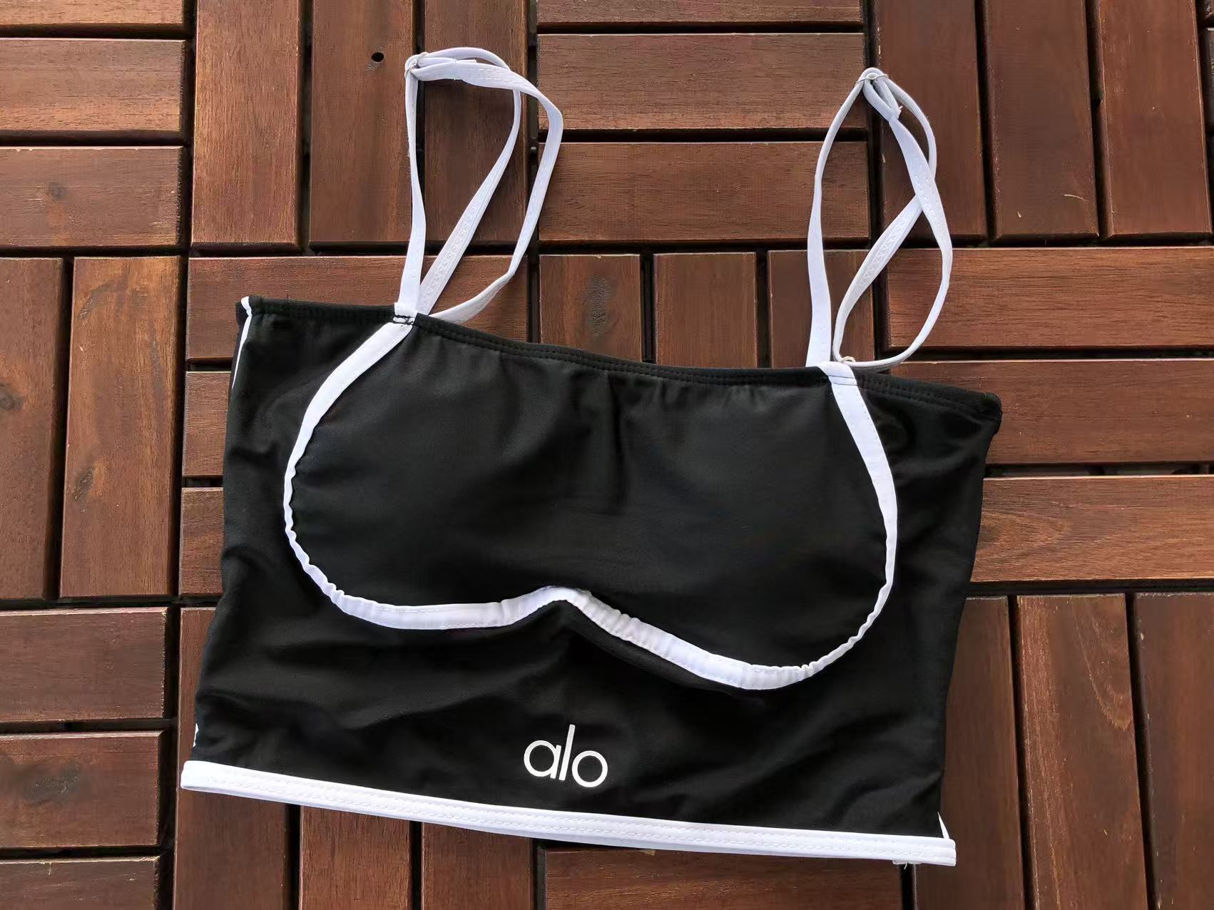 ACTIVEWEAR BRA & LEGGINGS SET