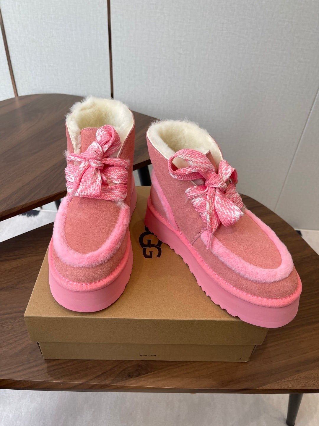 COZY PLATFORM ANKLE BOOTS – PINK