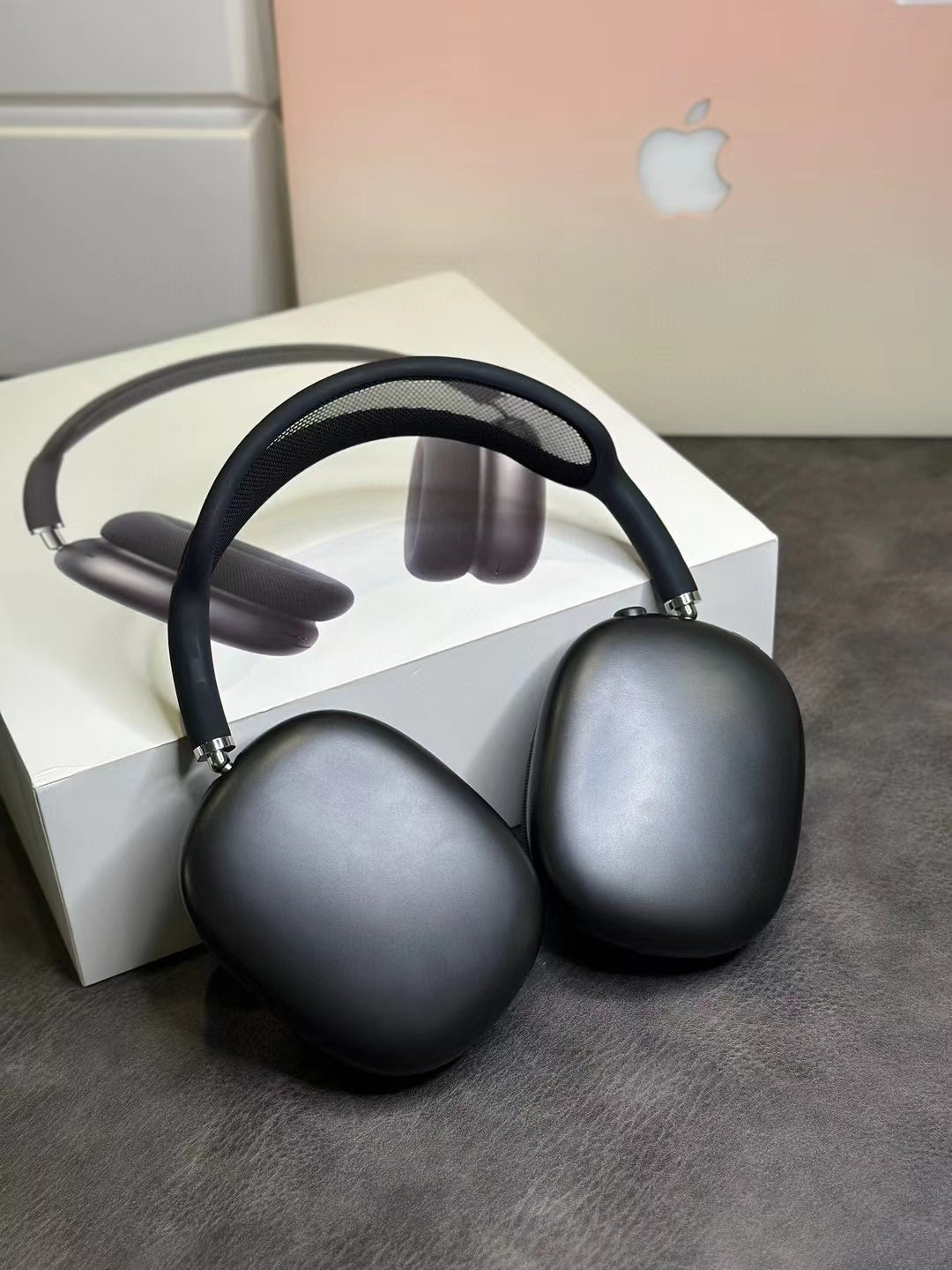 WIRELESS OVER-EAR NOISE CANCELLING HEADPHONES
