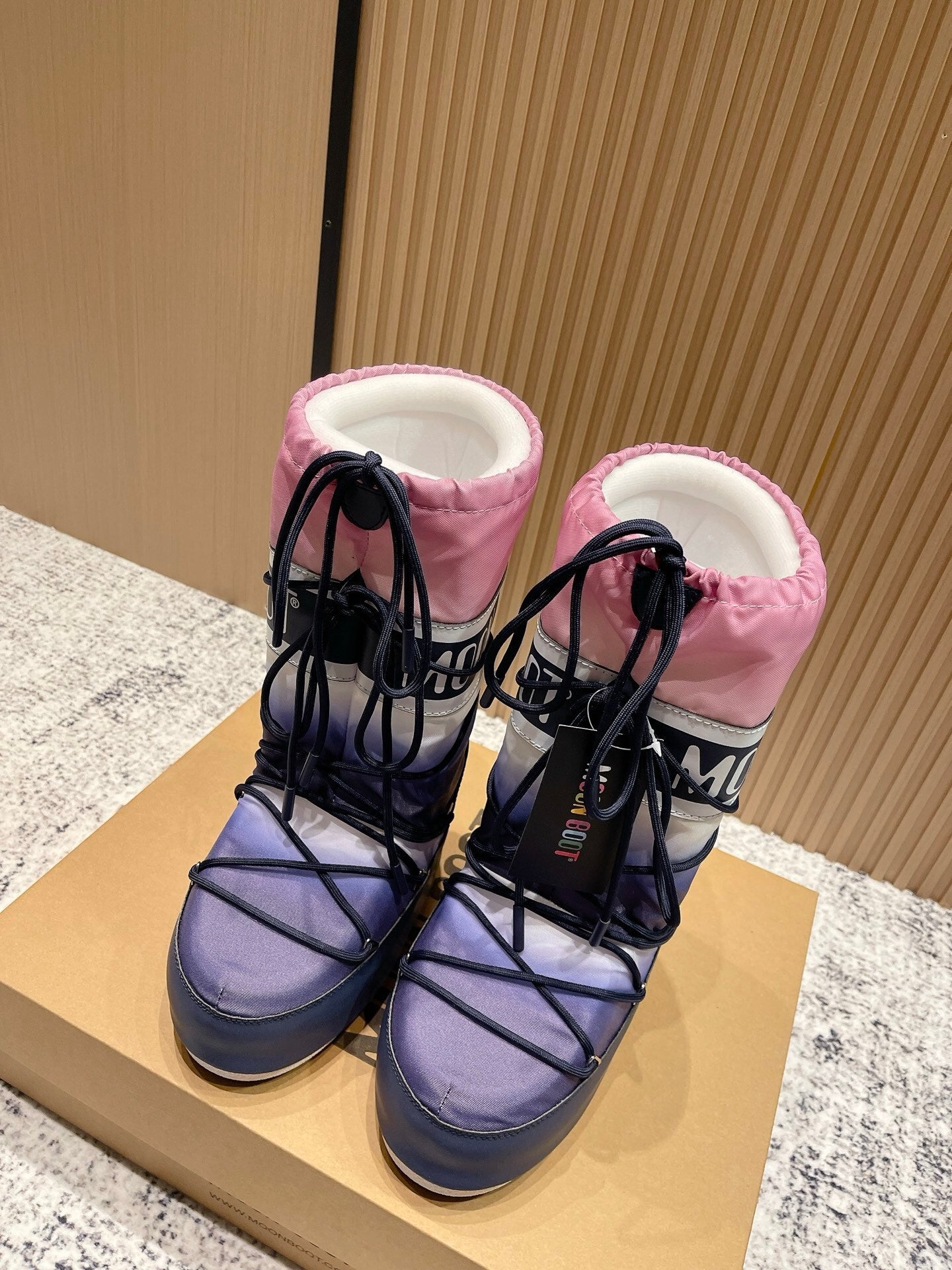 MULTICOLOR PADDED WINTER BOOTS WITH FAUX FUR LINING