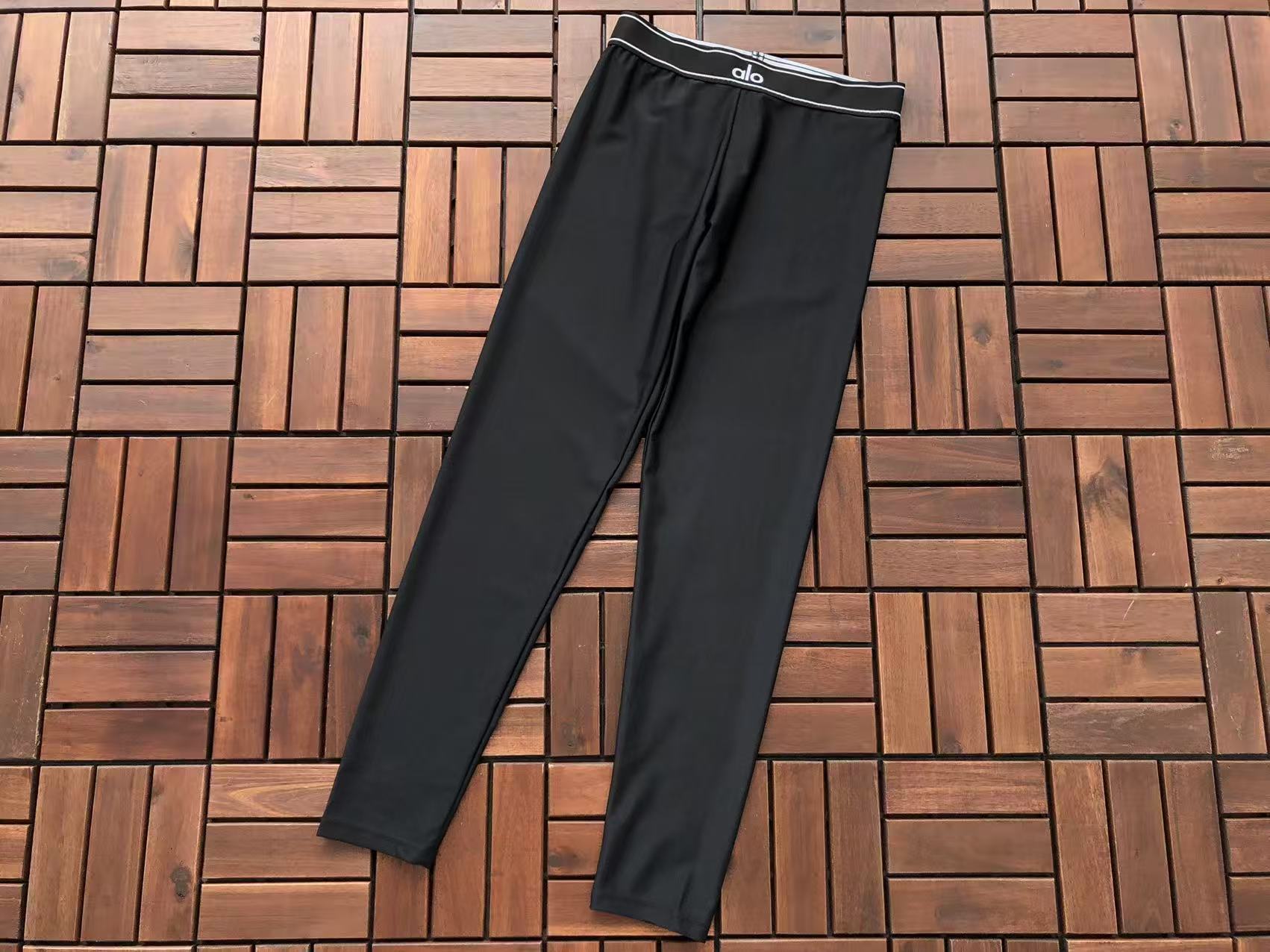 RACERBACK SPORTS BRA & LEGGINGS SET