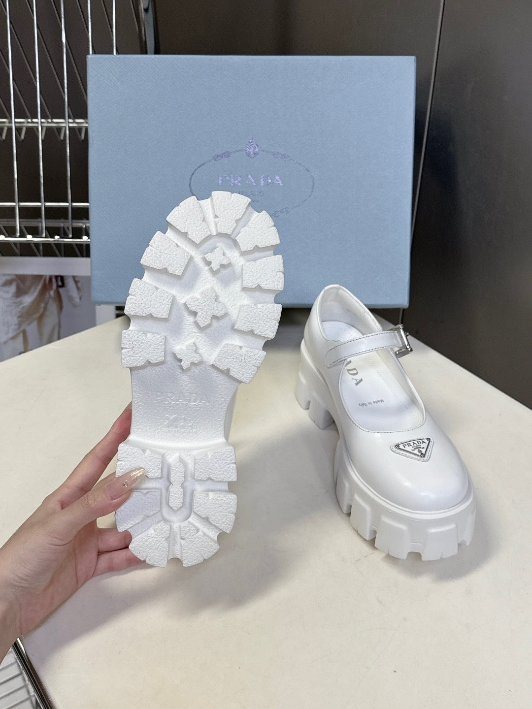 WHITE PLATFORM MARY JANE SHOES WITH BUCKLE STRAP