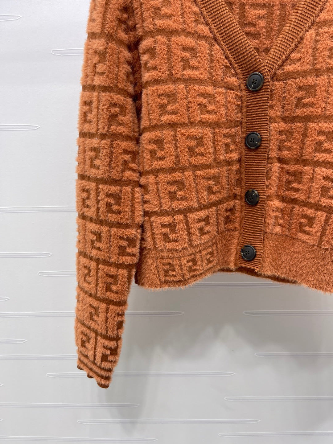 FUZZY KNIT V-NECK CARDIGAN
