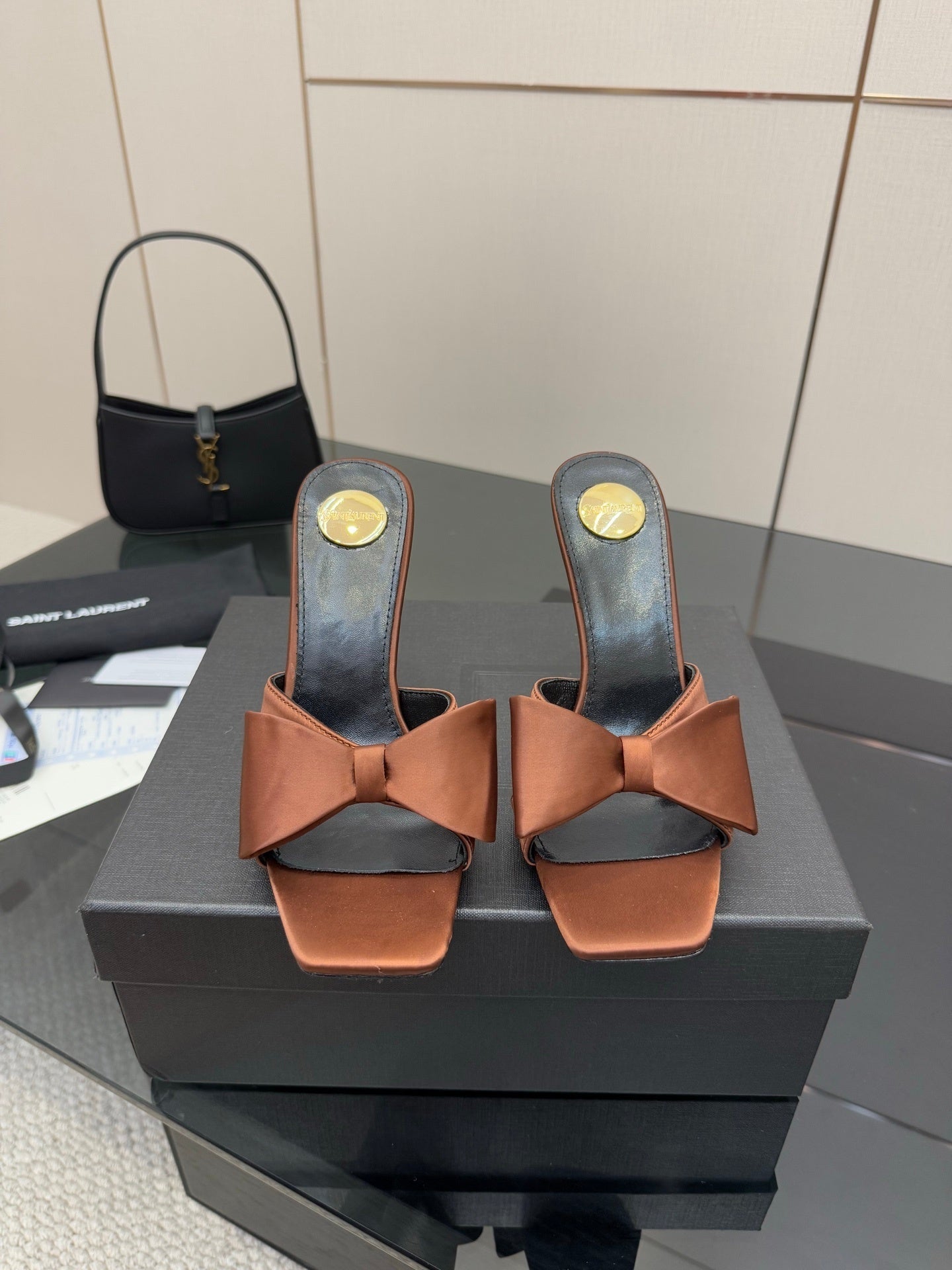 BROWN BOW DETAIL MULE HEELS