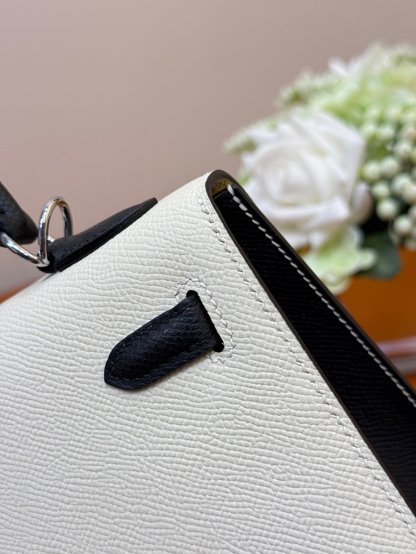 IVORY & BLACK STRUCTURED ELEGANCE BAG