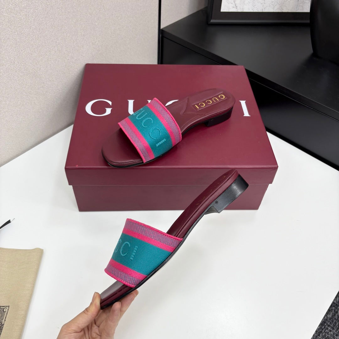 BURGUNDY MULTICOLOR LOGO WEB SLIDE SANDALS