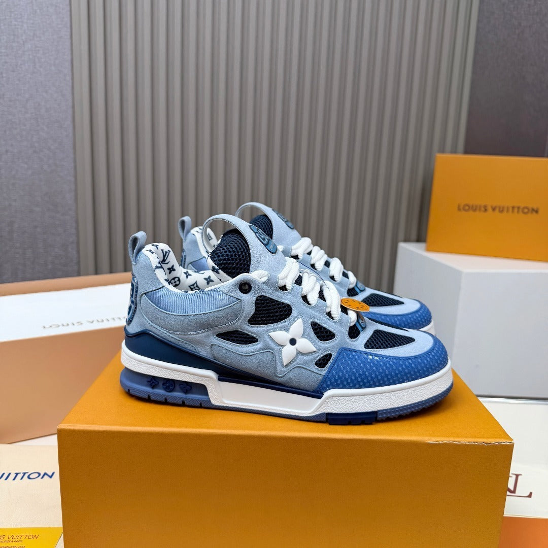 BLUE & NAVY ATHLETIC-STYLE SNEAKERS